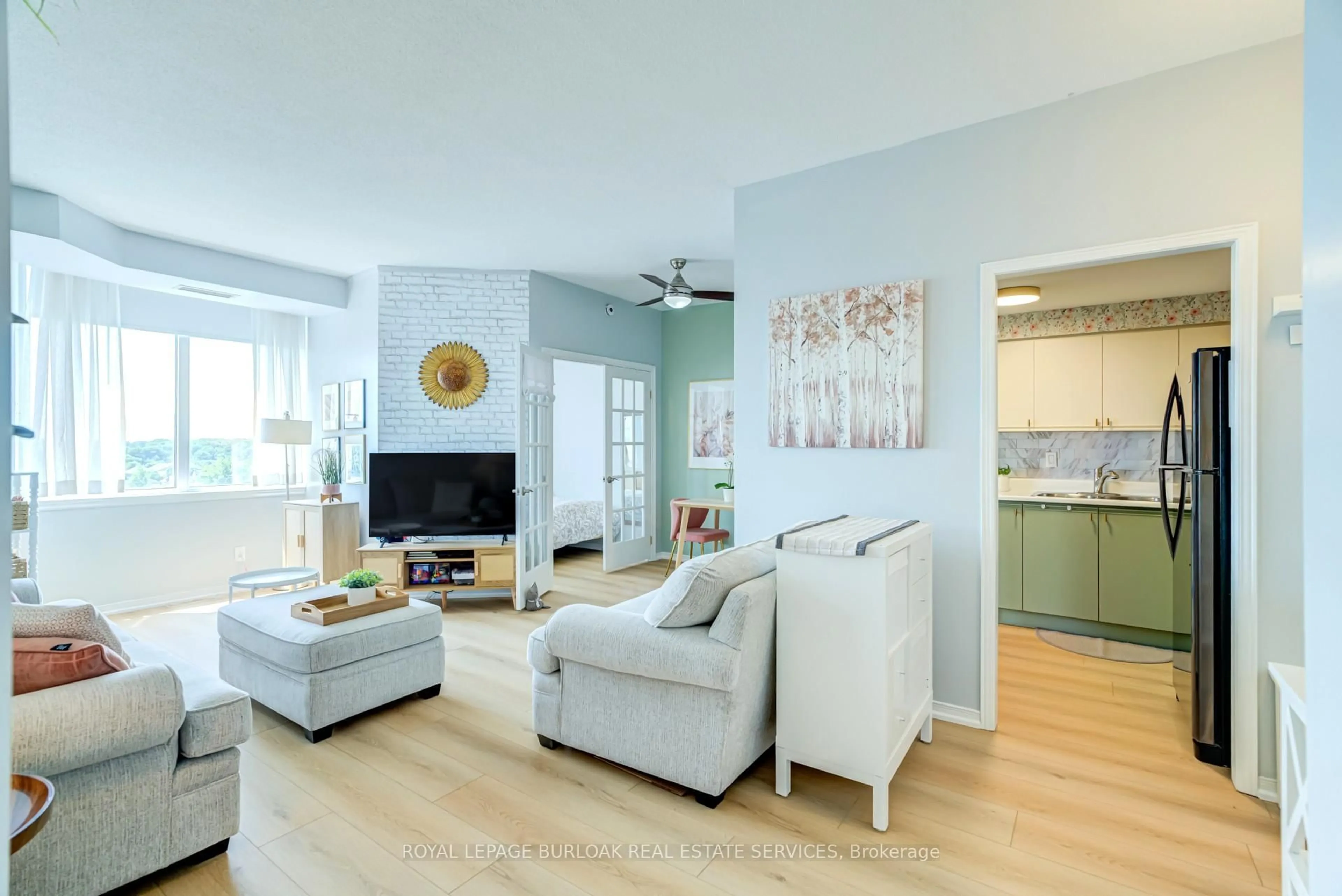 Living room with furniture, unknown for 200 Limeridge Rd #804, Hamilton Ontario L9C 7M7
