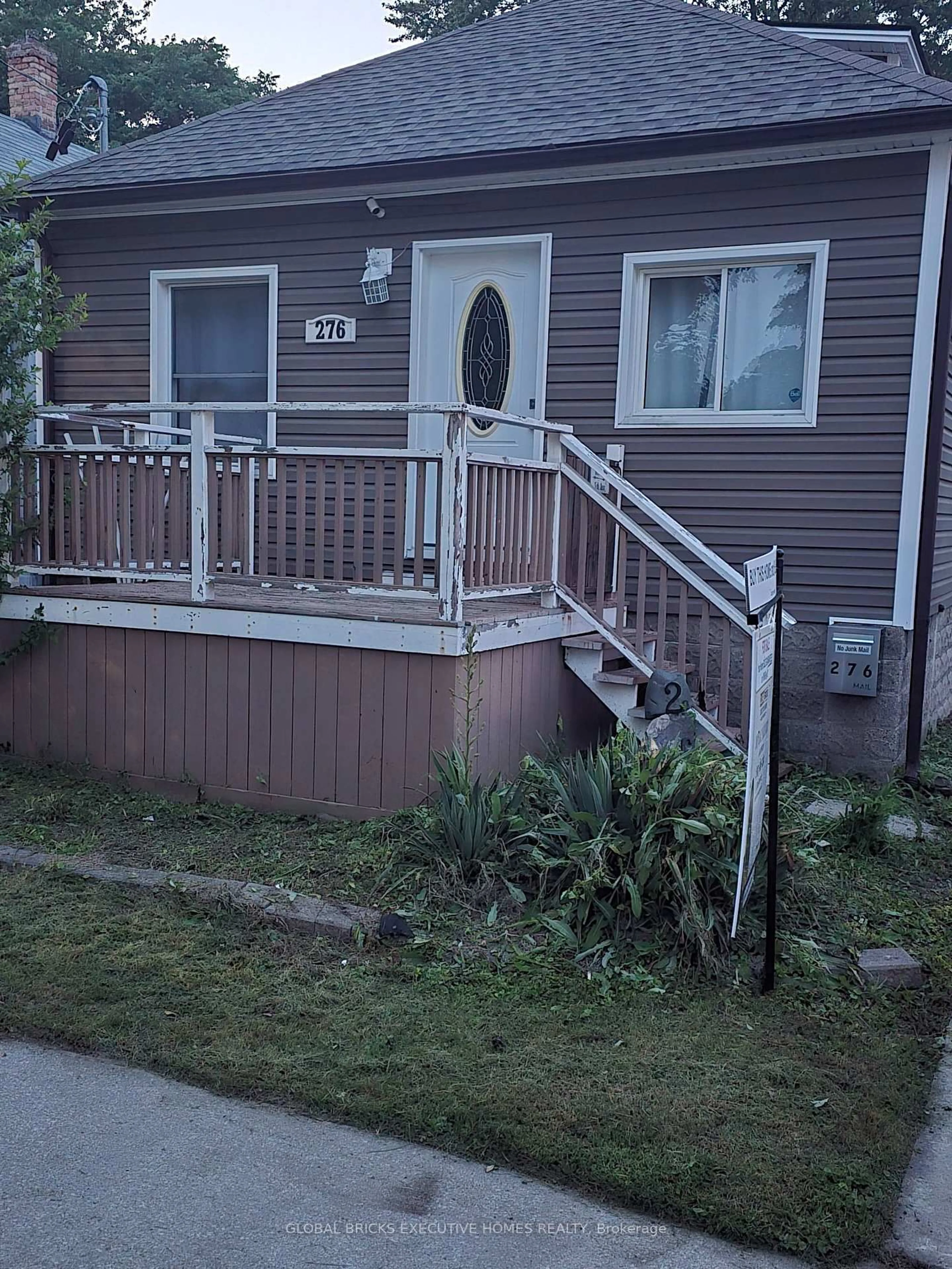 Unknown for 276 Cameron St, Sarnia Ontario N7T 4B3