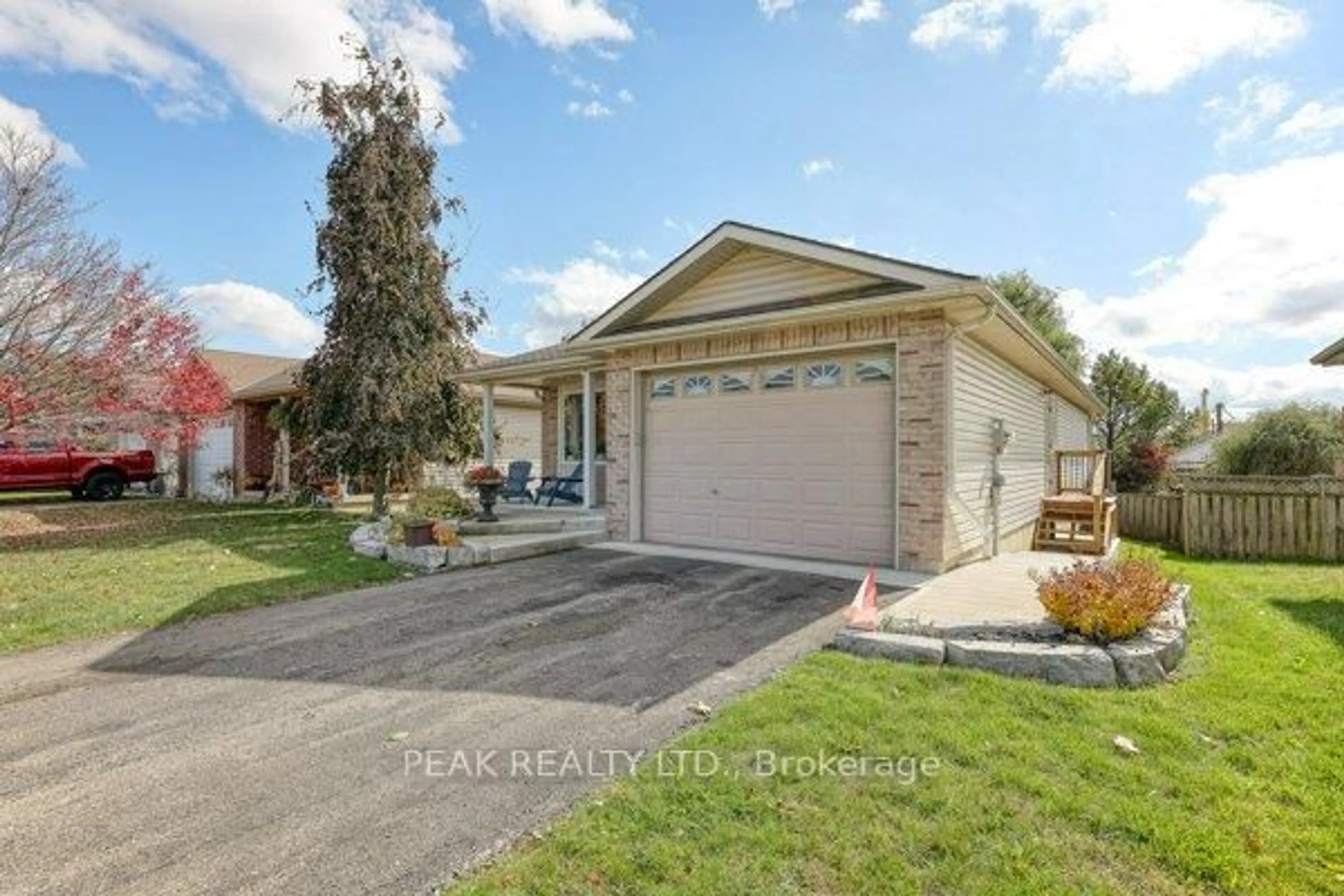 Unknown for 217 North St, Tillsonburg Ontario N4G 1B8