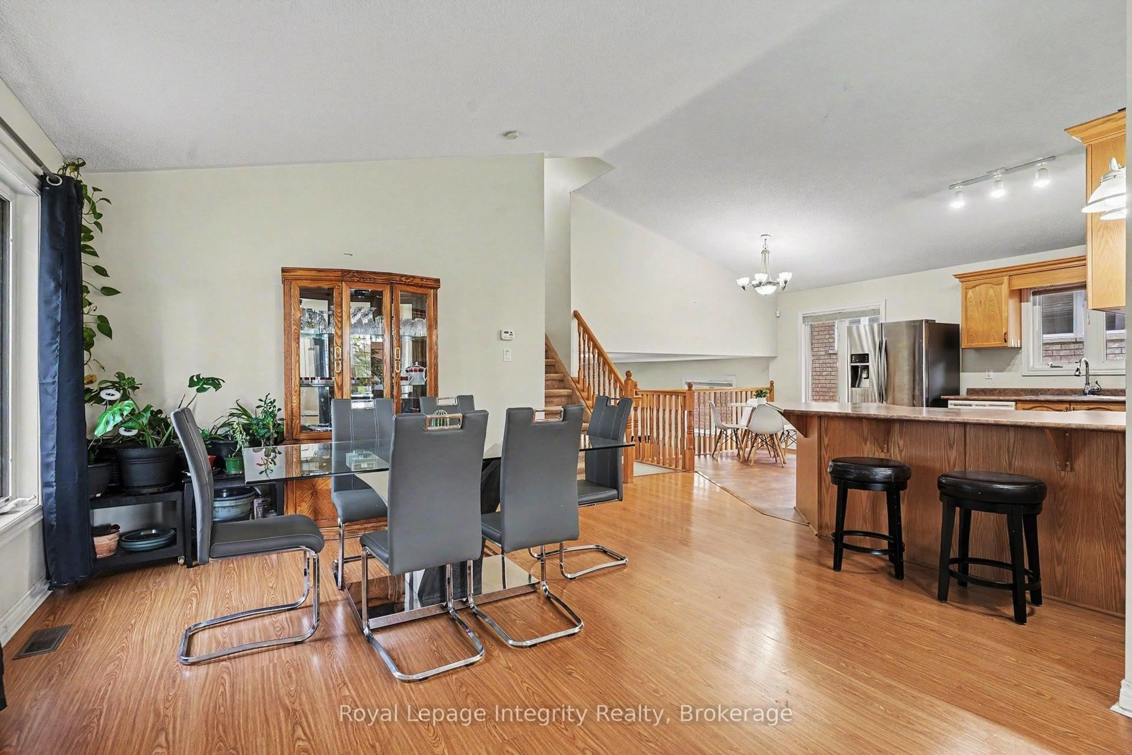 Dining room, unknown for 420 Simon St, Shelburne Ontario L0N 1S4