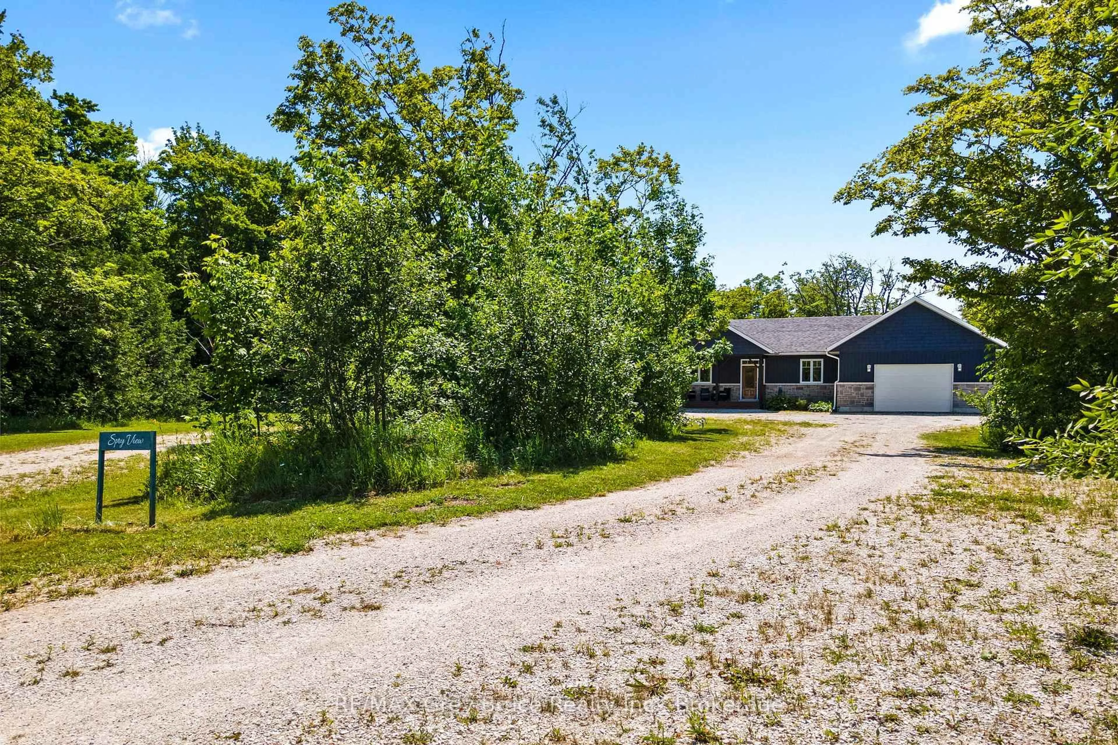 A pic from outside/outdoor area/front of a property/back of a property/a pic from drone, unknown for 1379 West Rd, Northern Bruce Peninsula Ontario N0H 1W0
