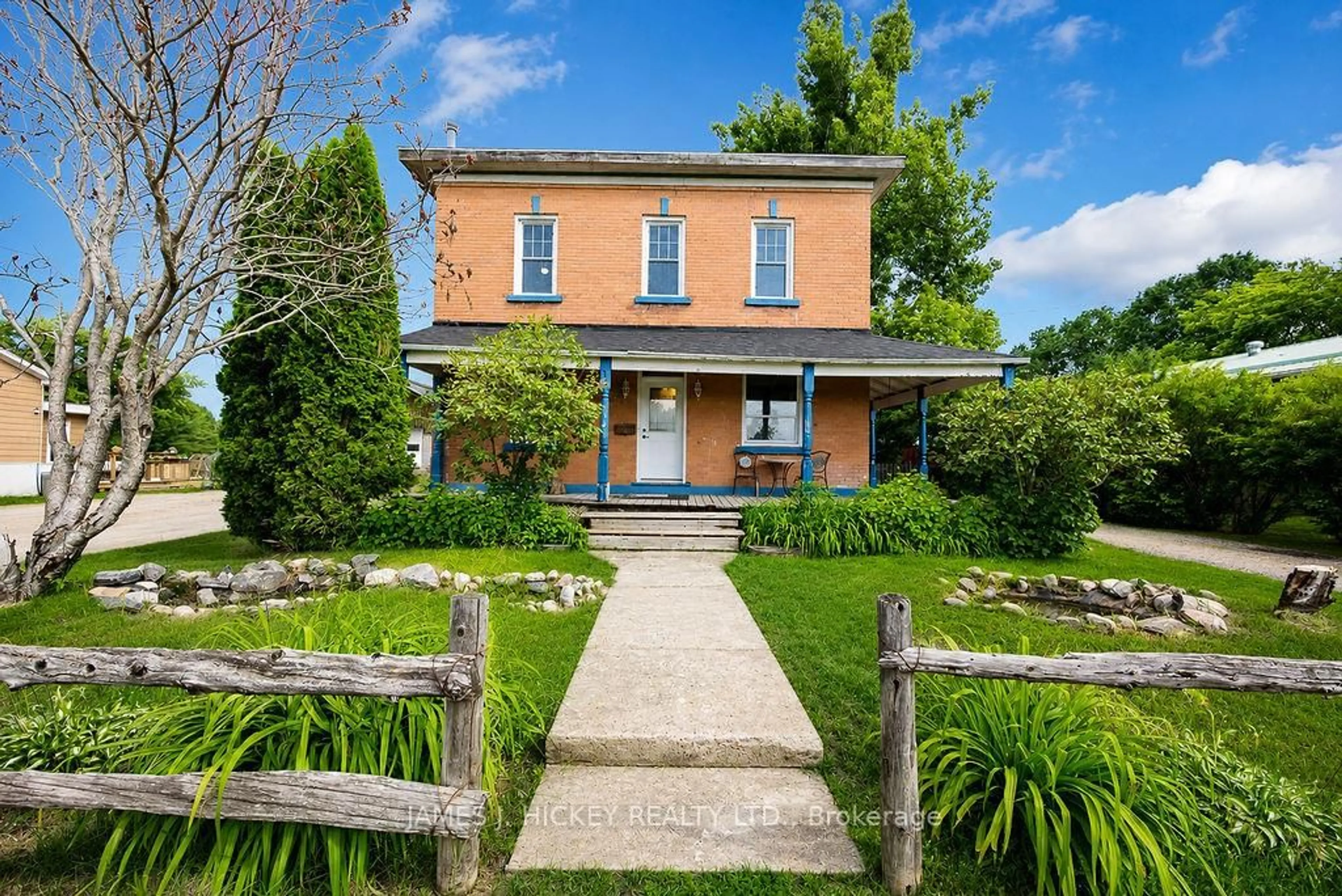 Home with brick exterior material, street for 20 Main St, Chalk River Ontario K0J 1J0