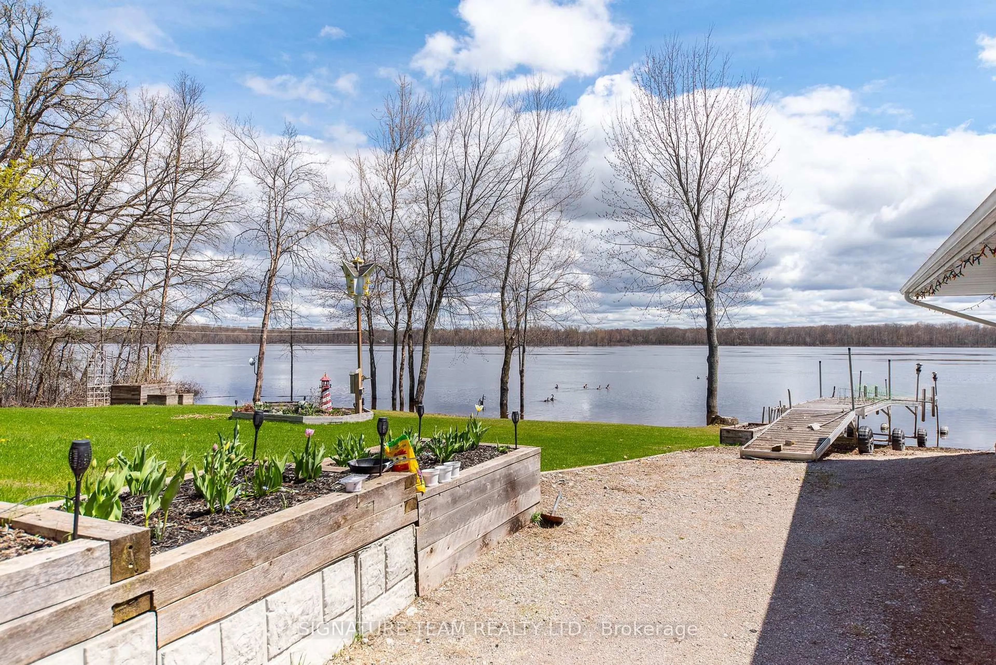 Patio, water/lake/river/ocean view for 428 Lacroix Bay Rd, Westmeath Ontario K0J 2L0
