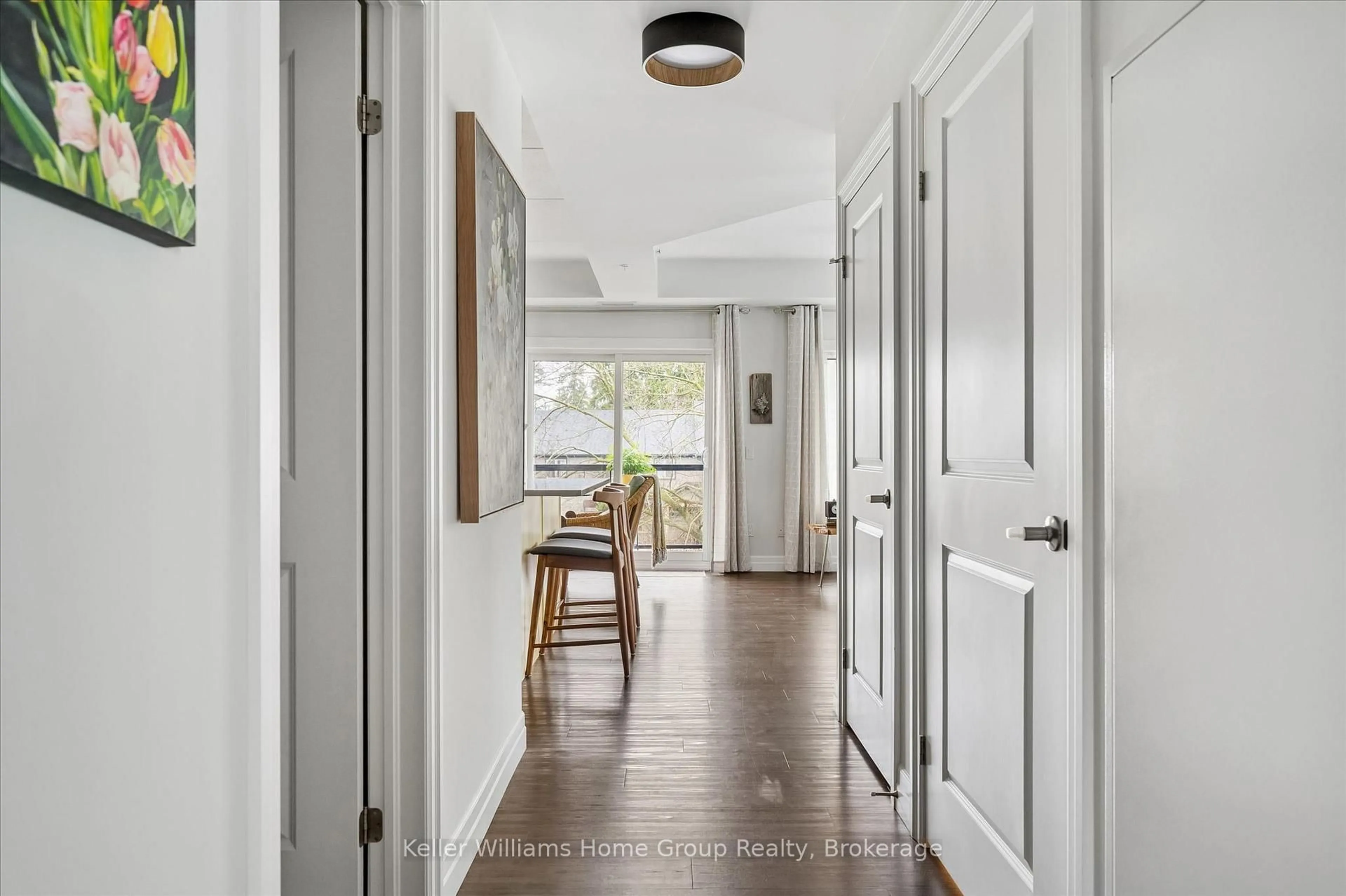 Indoor entryway for 19 Stumpf St #201, Centre Wellington Ontario N0B 1S0
