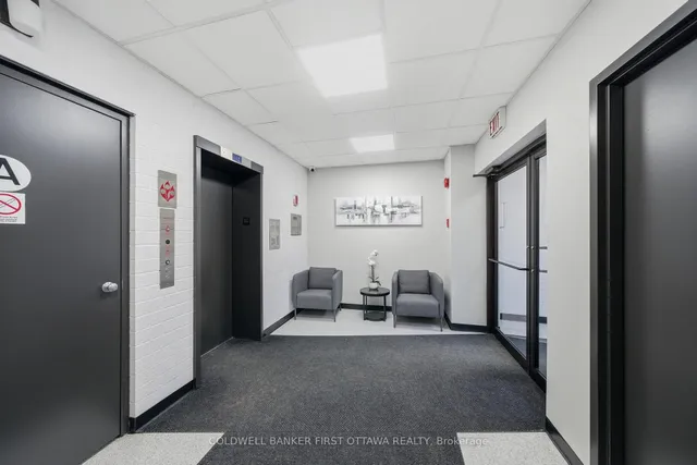 222 Guigues Ave #402, Ottawa 5