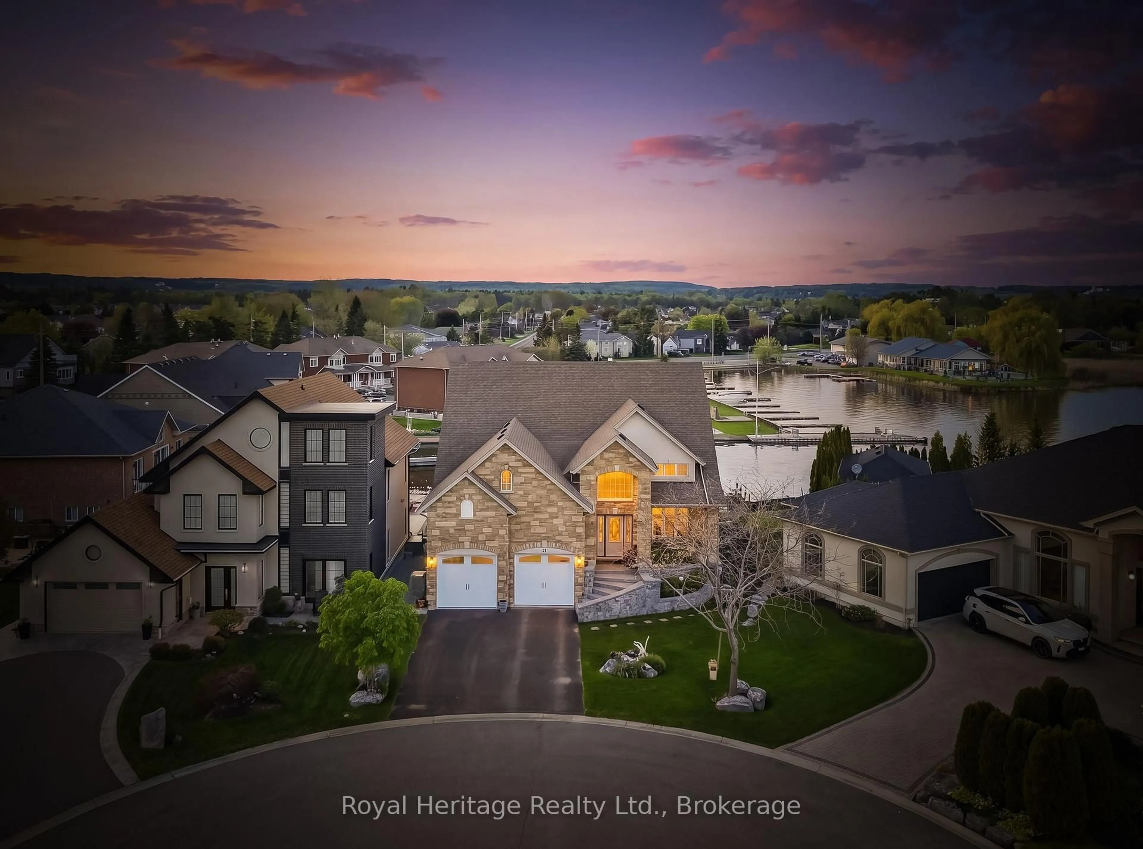A pic from outside/outdoor area/front of a property/back of a property/a pic from drone, water/lake/river/ocean view for 32 Edgewater Dr, Brighton Ontario K0K 1H0