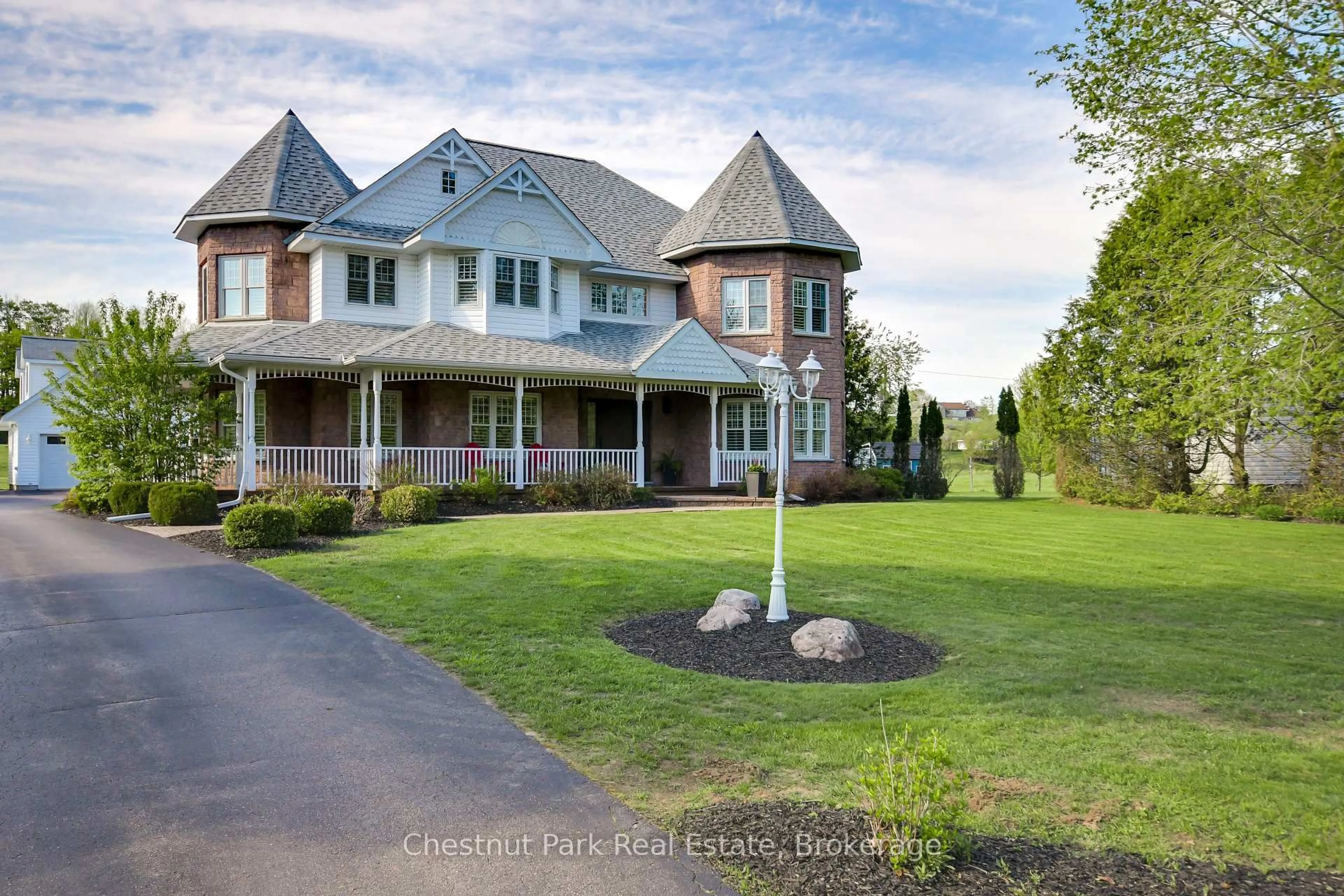 Unknown for 279 Santas Village Rd, Bracebridge Ontario P1L 1W8