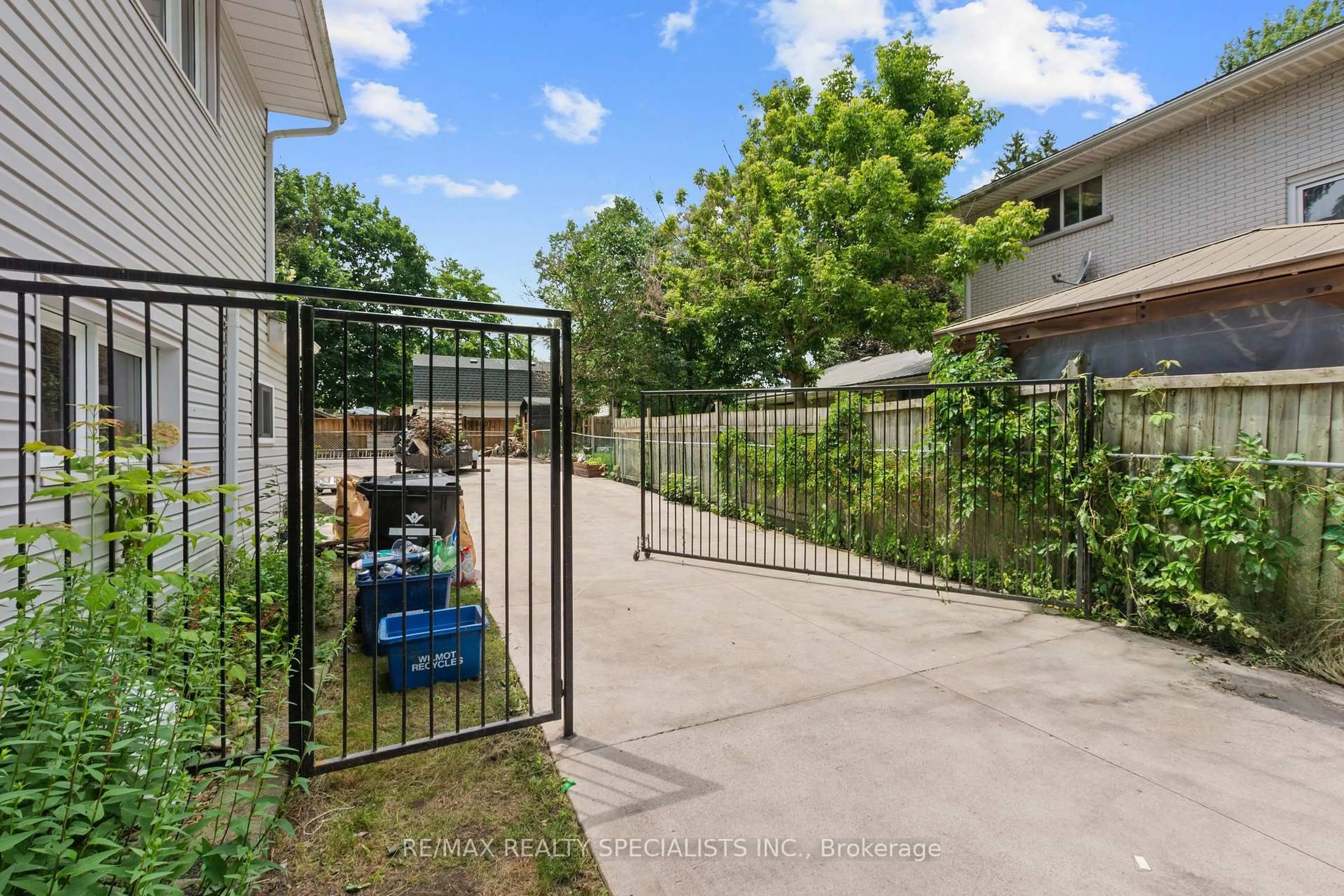 Patio, street for 168 Asmus St, Wilmot Ontario N3A 1B2