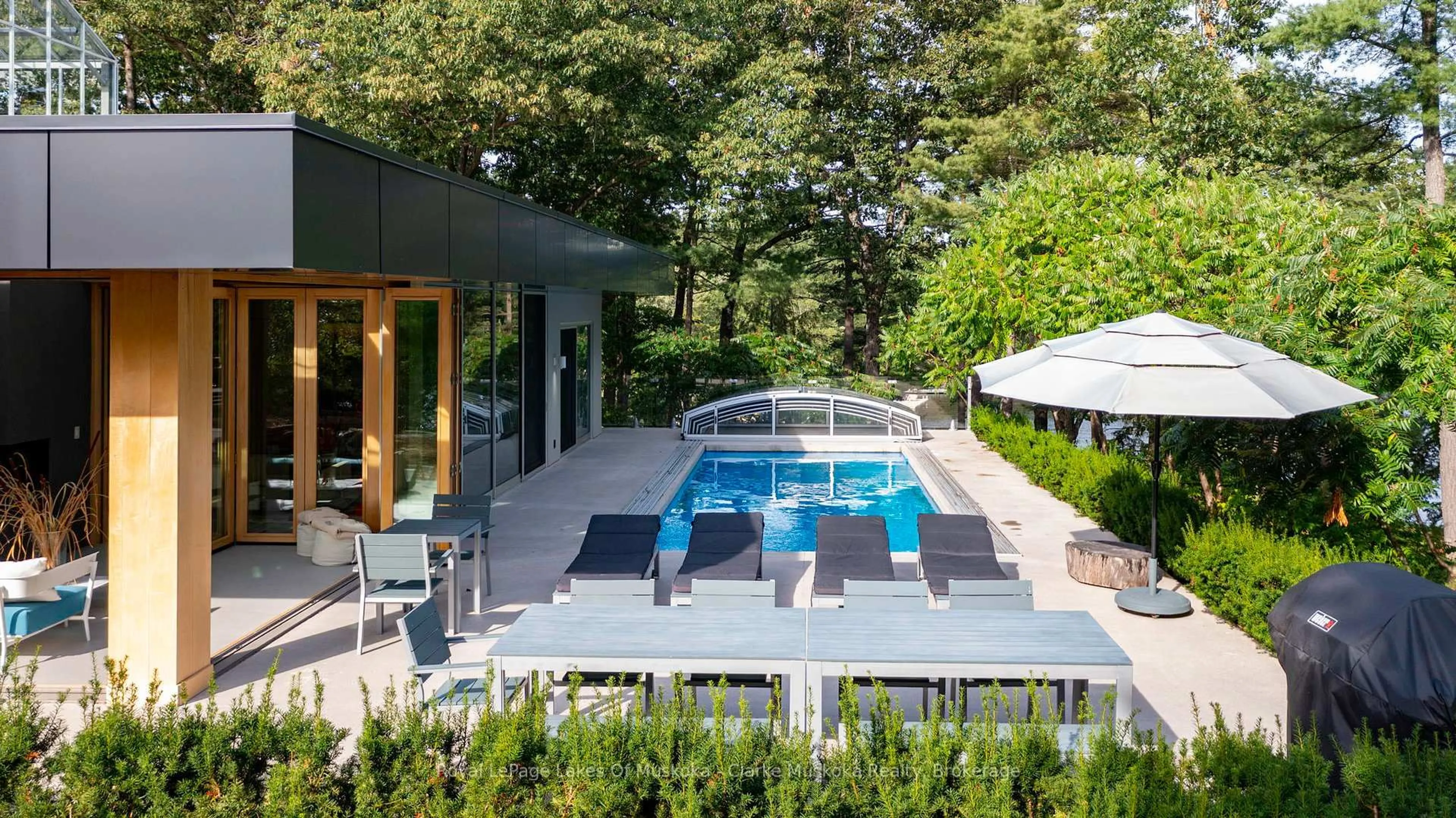 Patio, unknown for 1114 Road 3200, Gravenhurst Ontario P1P 1R2