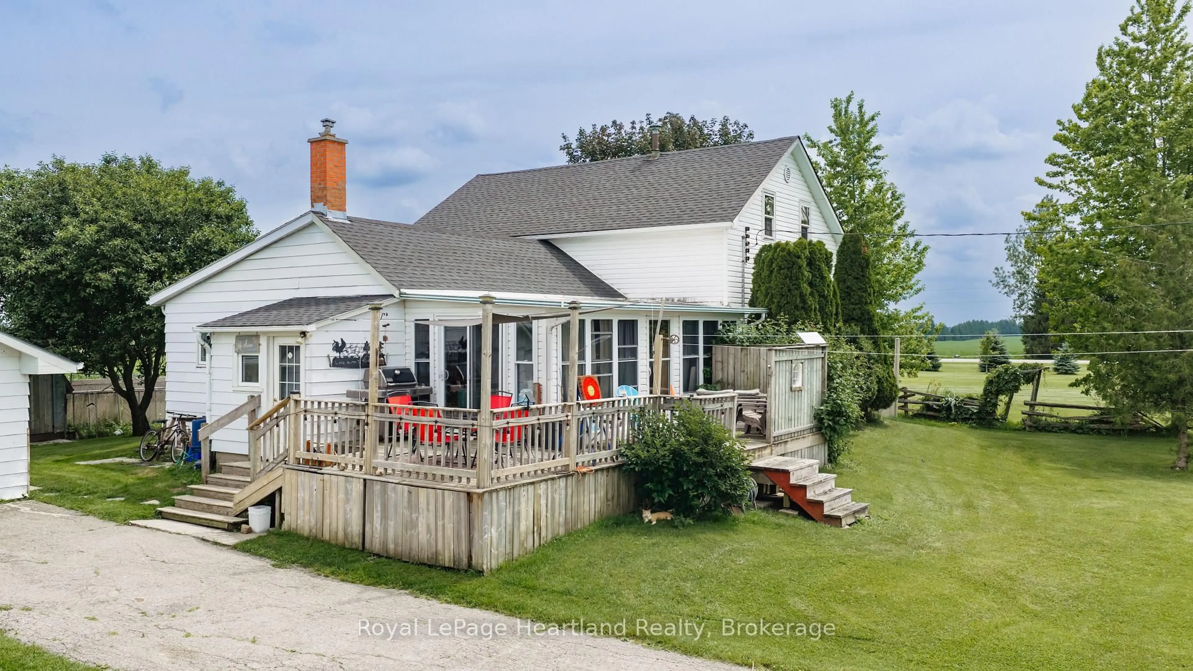 A pic from outside/outdoor area/front of a property/back of a property/a pic from drone, water/lake/river/ocean view for 43882 Winthrop Rd, Huron East Ontario N0K 1E0