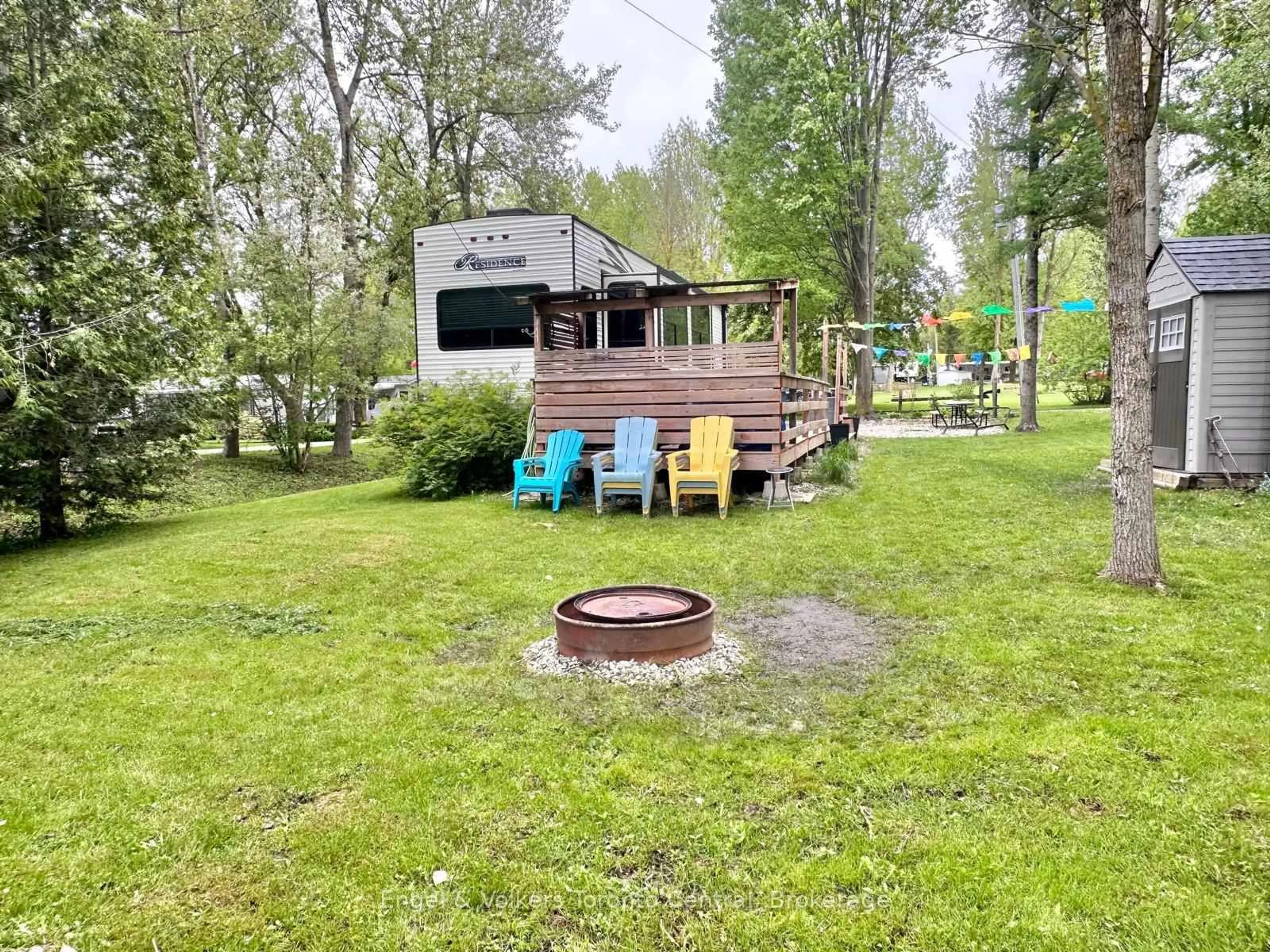 Patio, unknown for 7489 SIDEROAD 5. #H 28, Wellington North Ontario N0G 2L0