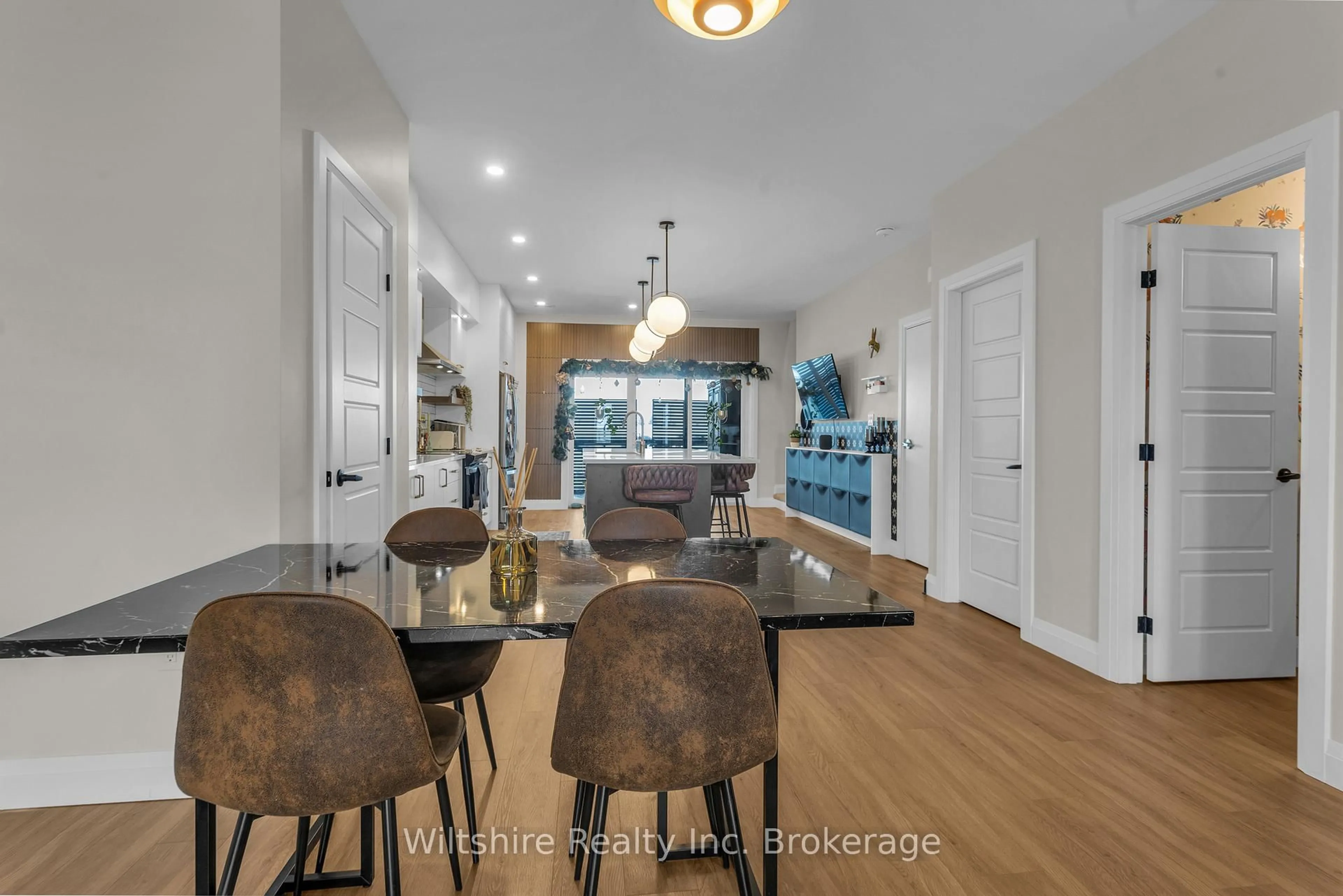 Open concept kitchen, unknown for 361 Quarter Town Line #1105, Tillsonburg Ontario N4G 0K2