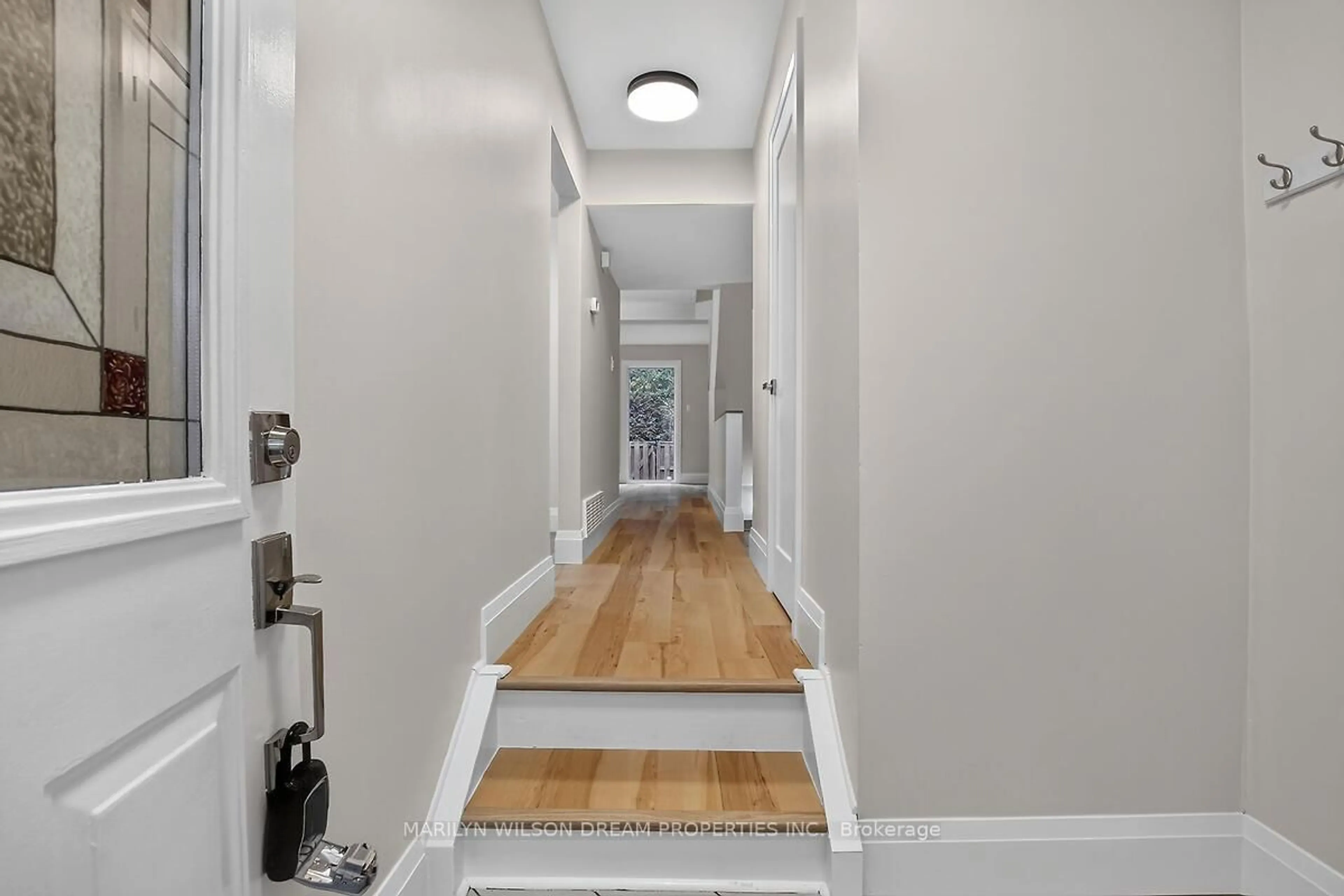 Unknown for 136 Bentbrook Cres, Ottawa Ontario K2J 3Y3