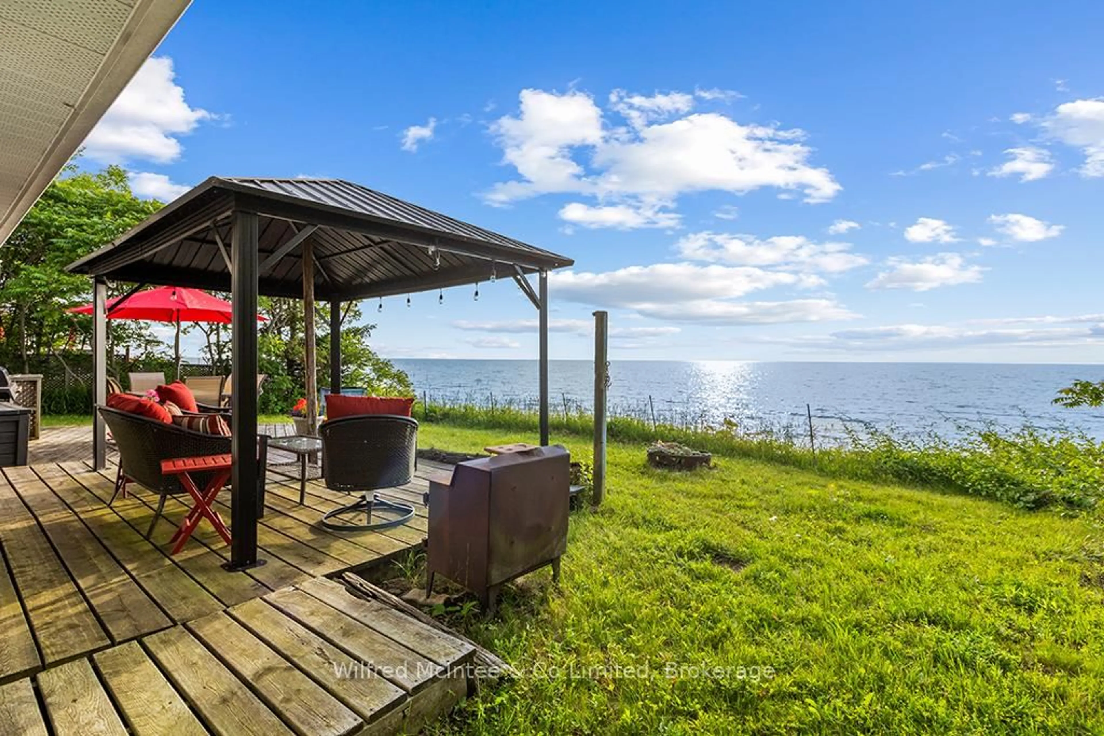Patio, water/lake/river/ocean view for 531 Bruce ROAD 13 Rd, Native Leased Lands Ontario N0H 2L0