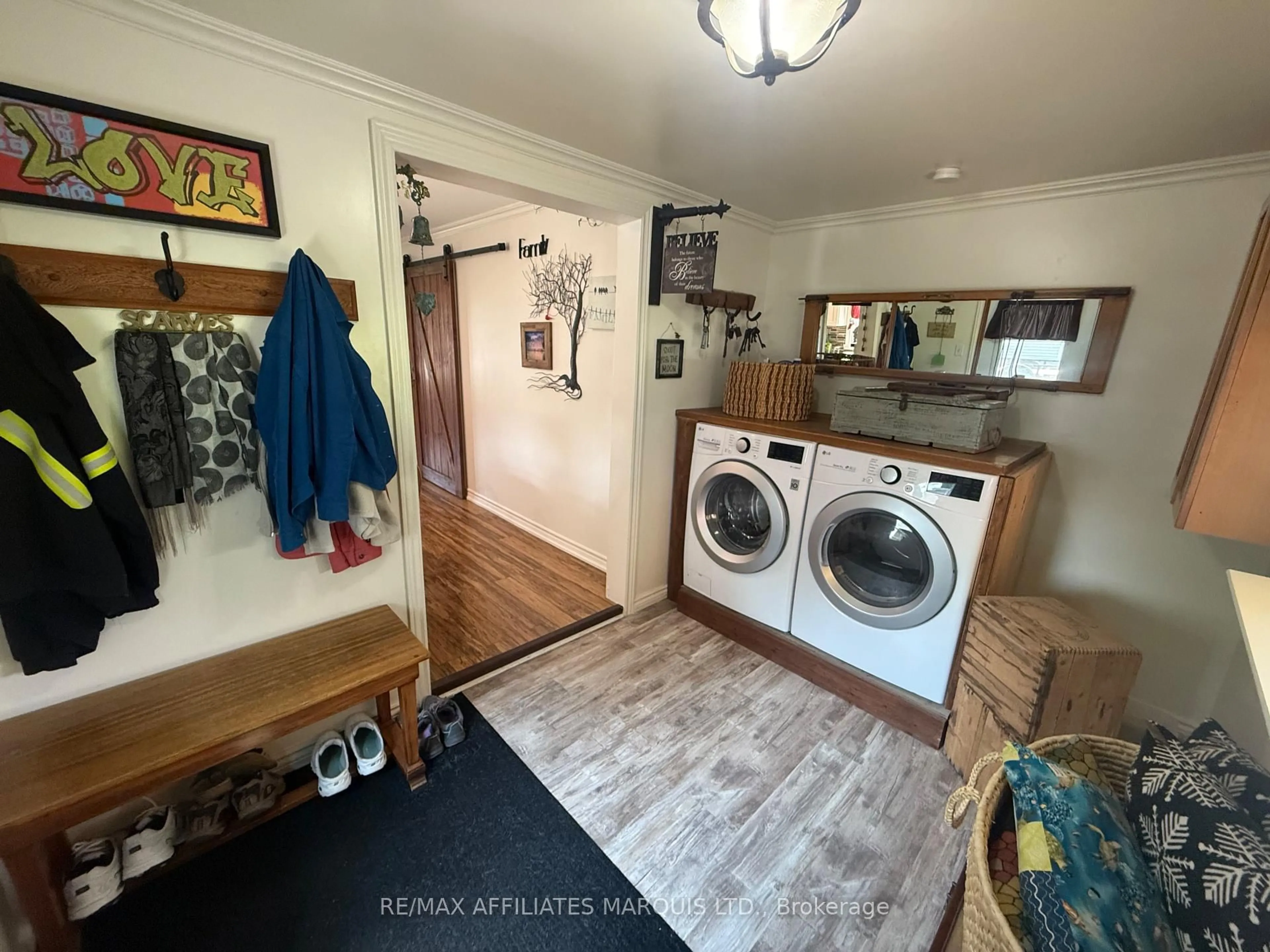 Laundry room for 6679 Lawrence St, South Glengarry Ontario K6H 5R5