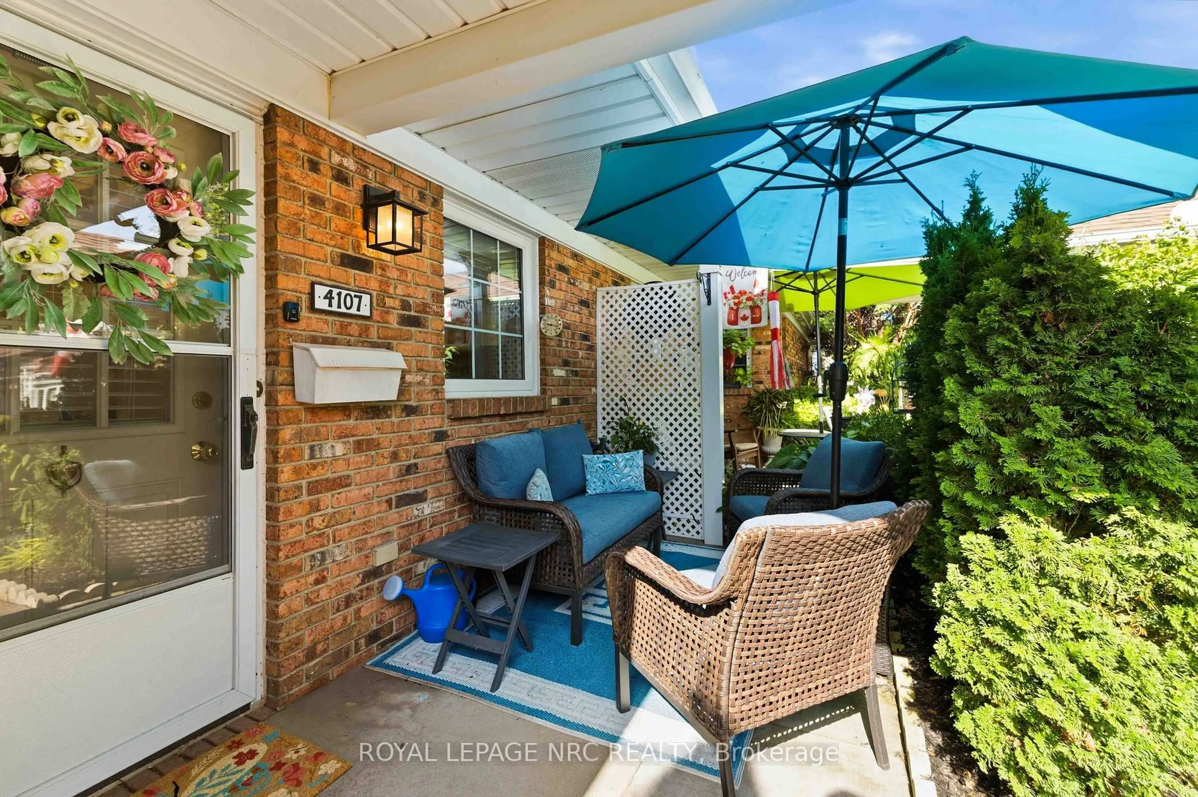 Patio, street for 4107 Diana Park, Lincoln Ontario L0R 2C0