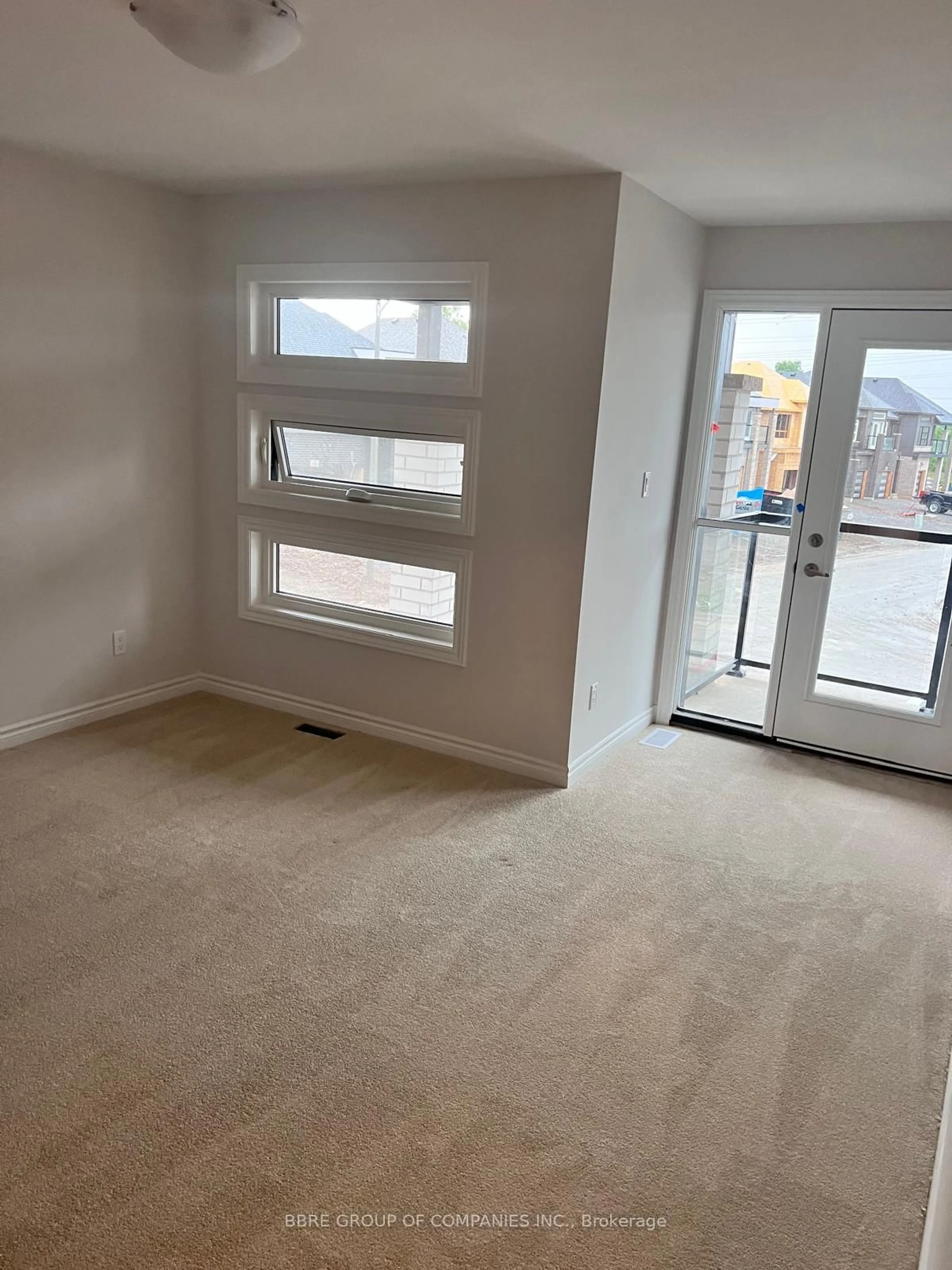 A pic of a room for 11 Hildred St, Welland Ontario L3B 0K1