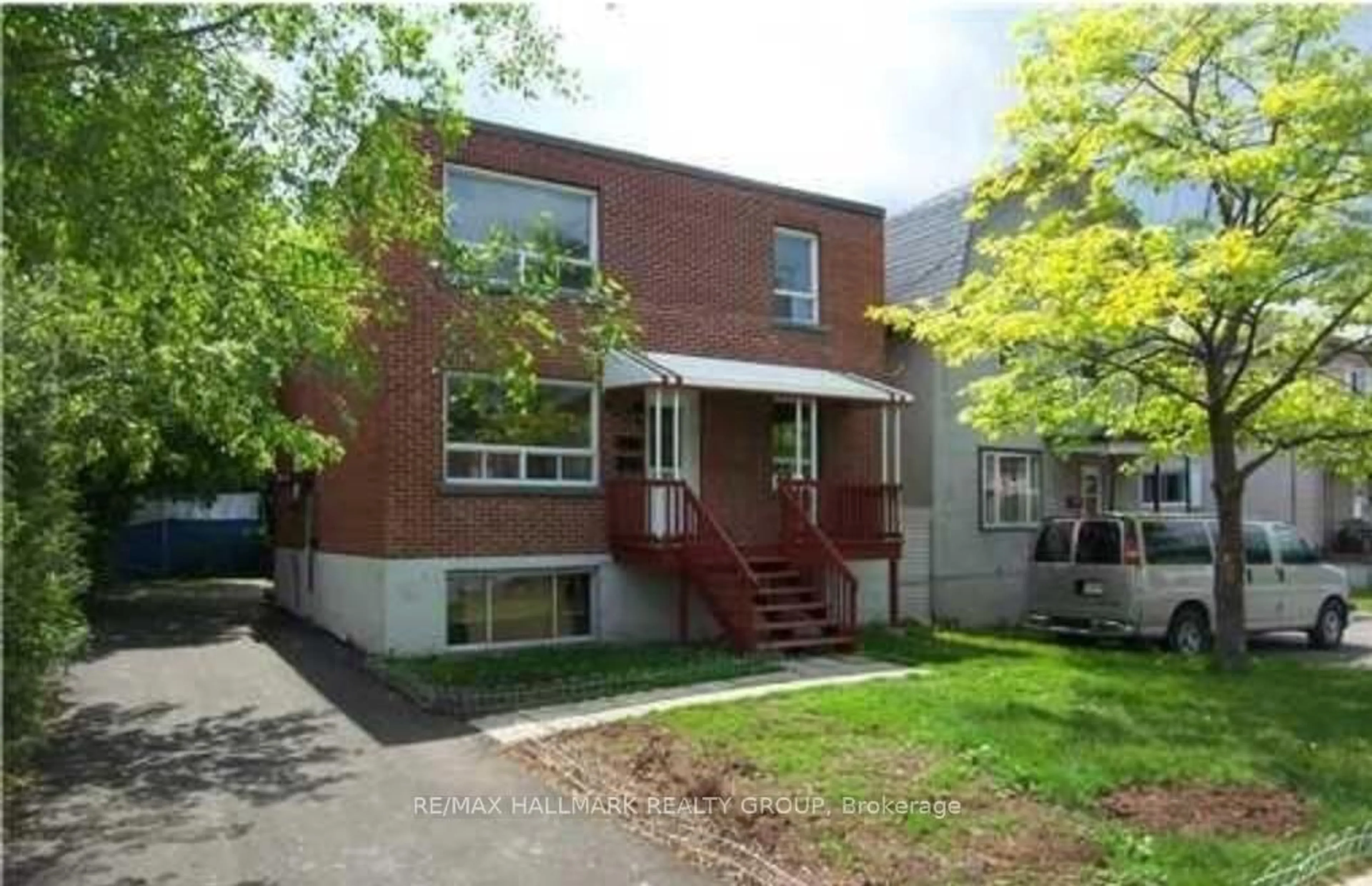 Home with brick exterior material, street for 142 Ste Cecile St, Ottawa Ontario K1L 5L3