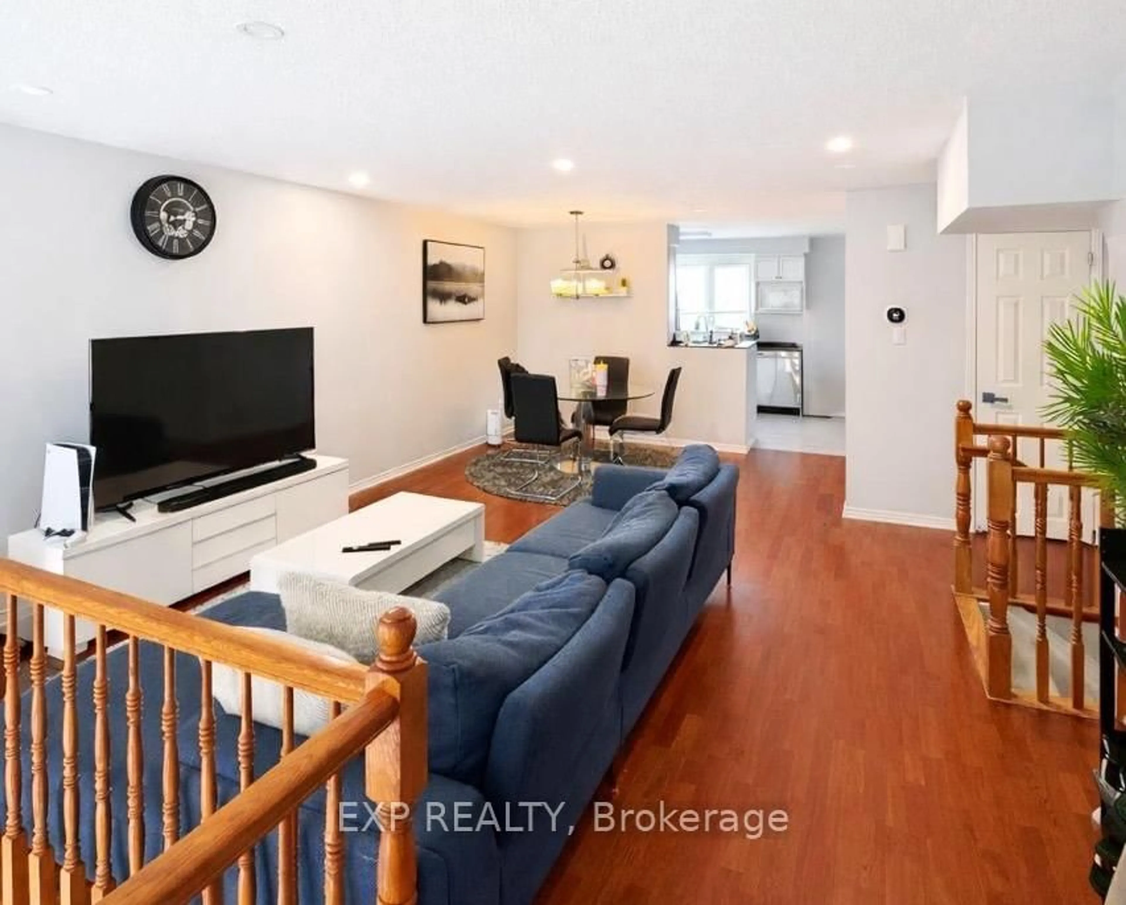 Living room with furniture, unknown for 1512 WALKLEY Rd #100, Ottawa Ontario K1V 2G5