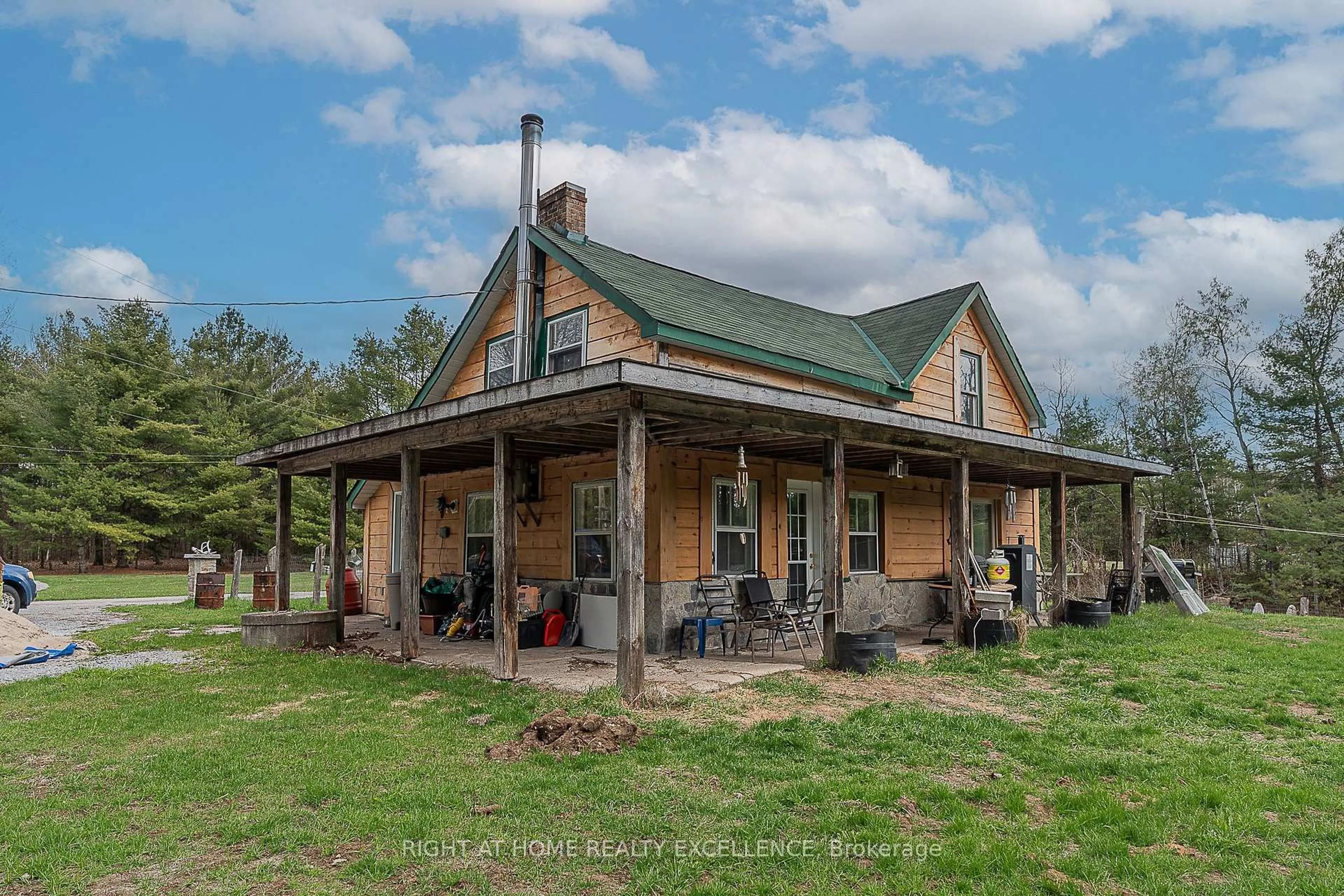 A pic from outside/outdoor area/front of a property/back of a property/a pic from drone, building for 1234 Howland Junction Rd, Minden Hills Ontario K0M 2A1