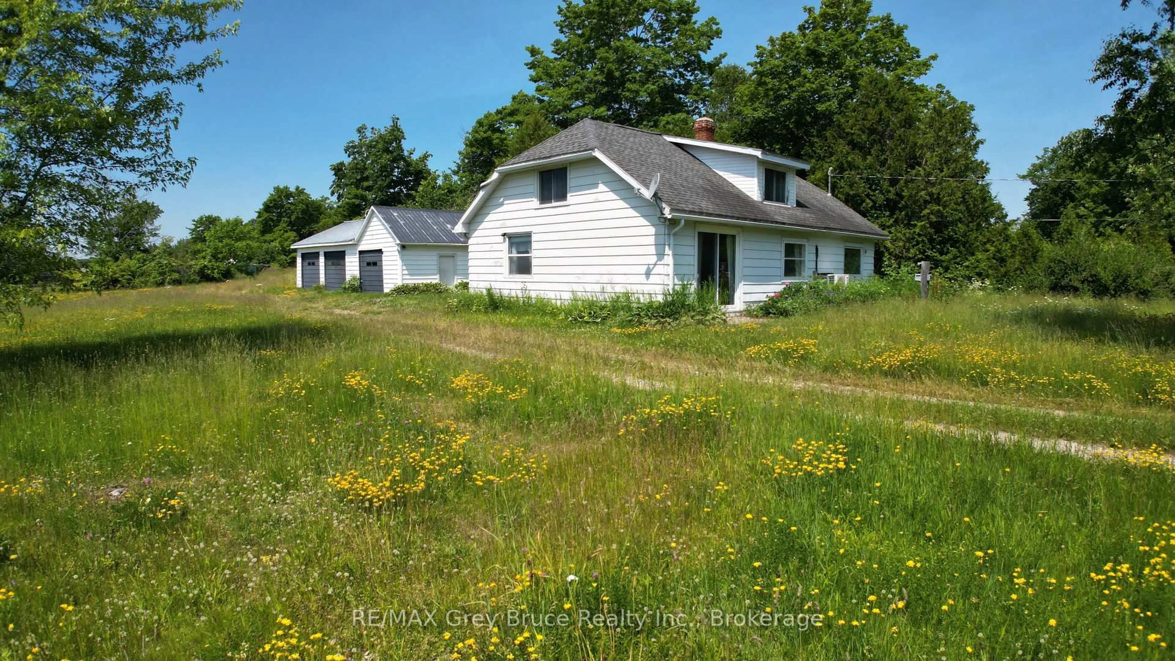 A pic from outside/outdoor area/front of a property/back of a property/a pic from drone, building for 43 Bartley Dr, Northern Bruce Peninsula Ontario N0H 1Z0