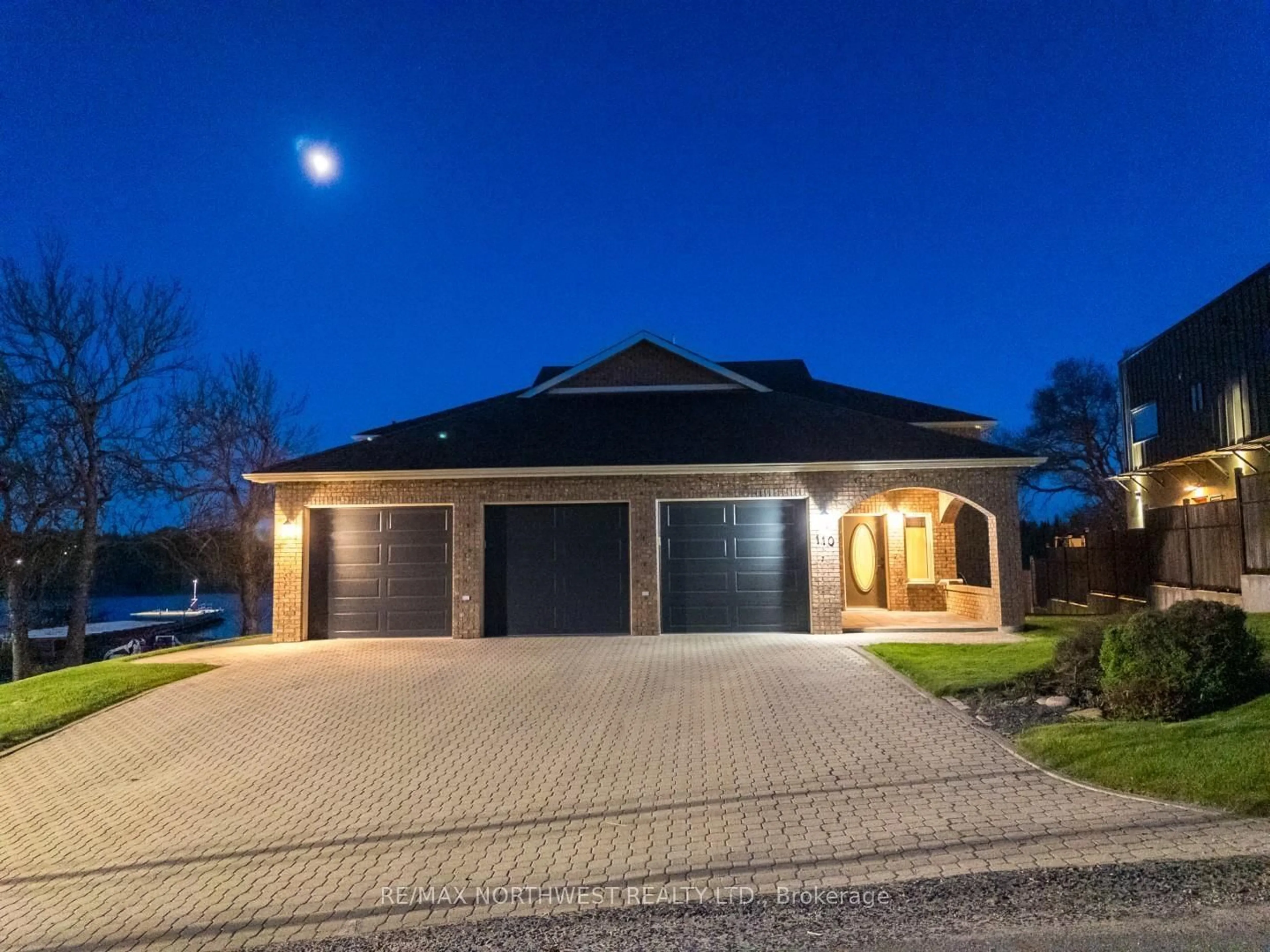 Home with brick exterior material, street for 110 Lakeside Crescent, Kenora Ontario P9N 4H4