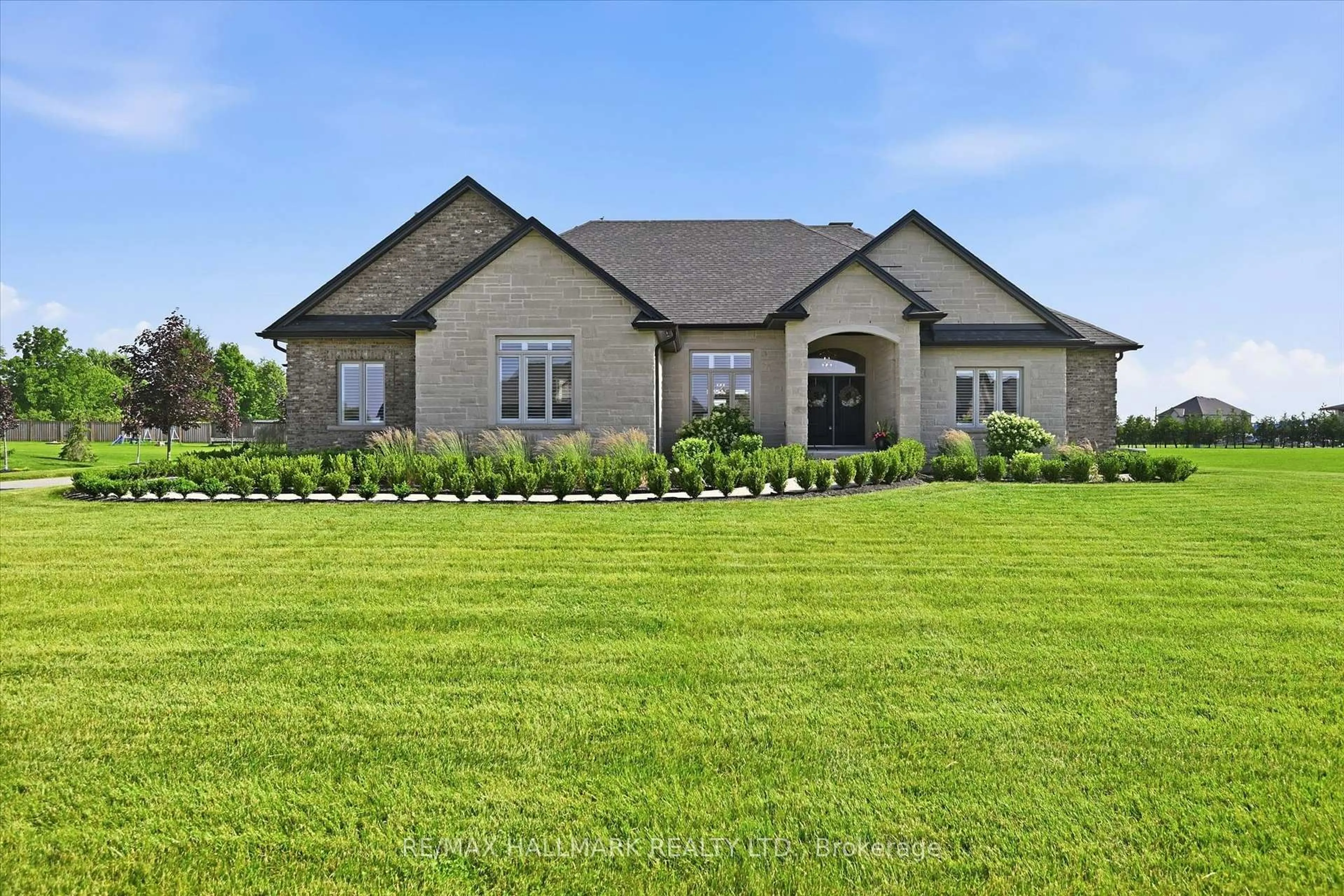 Home with brick exterior material, street for 18 Kramer Crt, Haldimand Ontario N0A 1R0