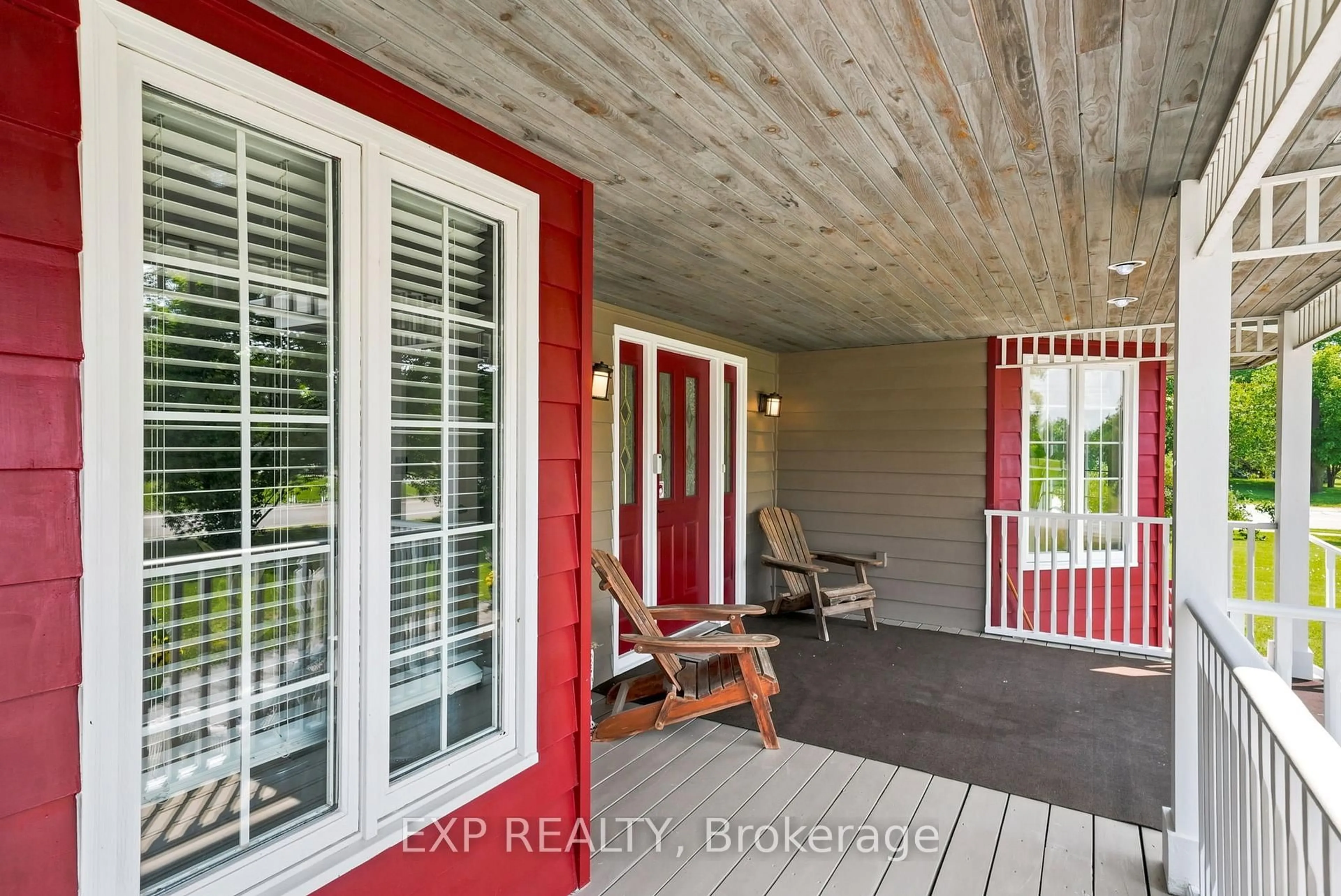 Indoor entryway for 4 Flora St, Kawartha Lakes Ontario K0M 2M0