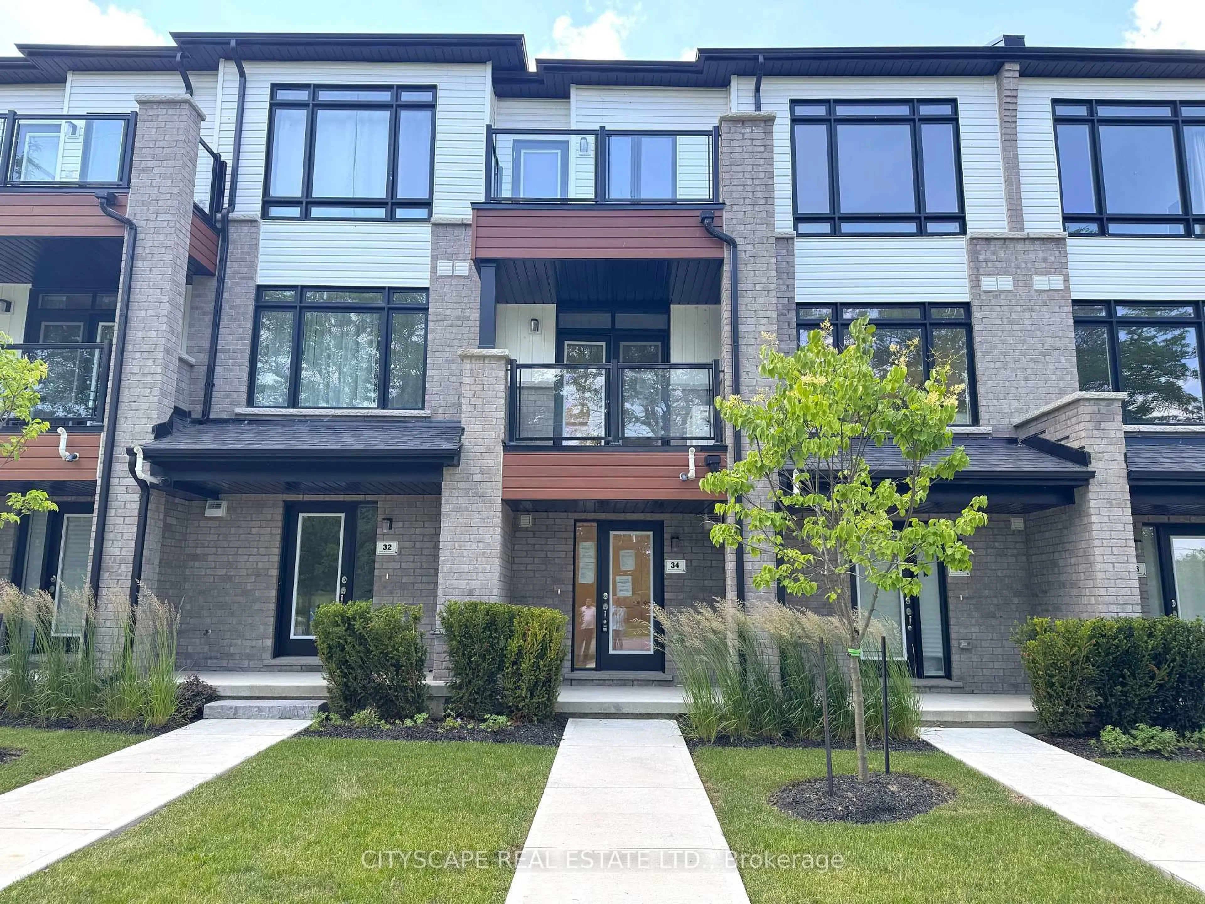 Home with brick exterior material, street for 34 Sidney Rose Common, St. Catharines Ontario L2T 0B3