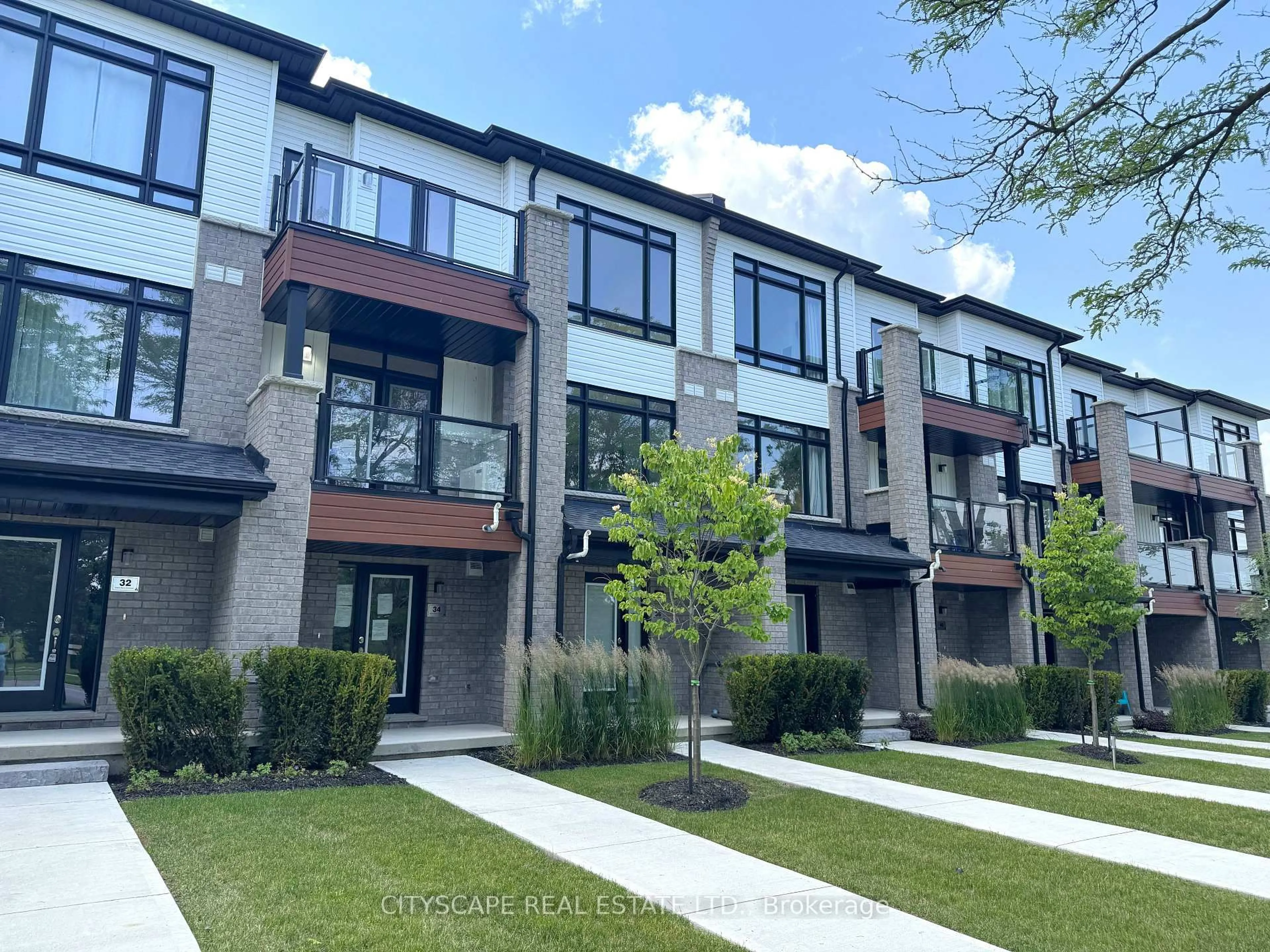 Unknown for 34 Sidney Rose Common, St. Catharines Ontario L2T 0B3