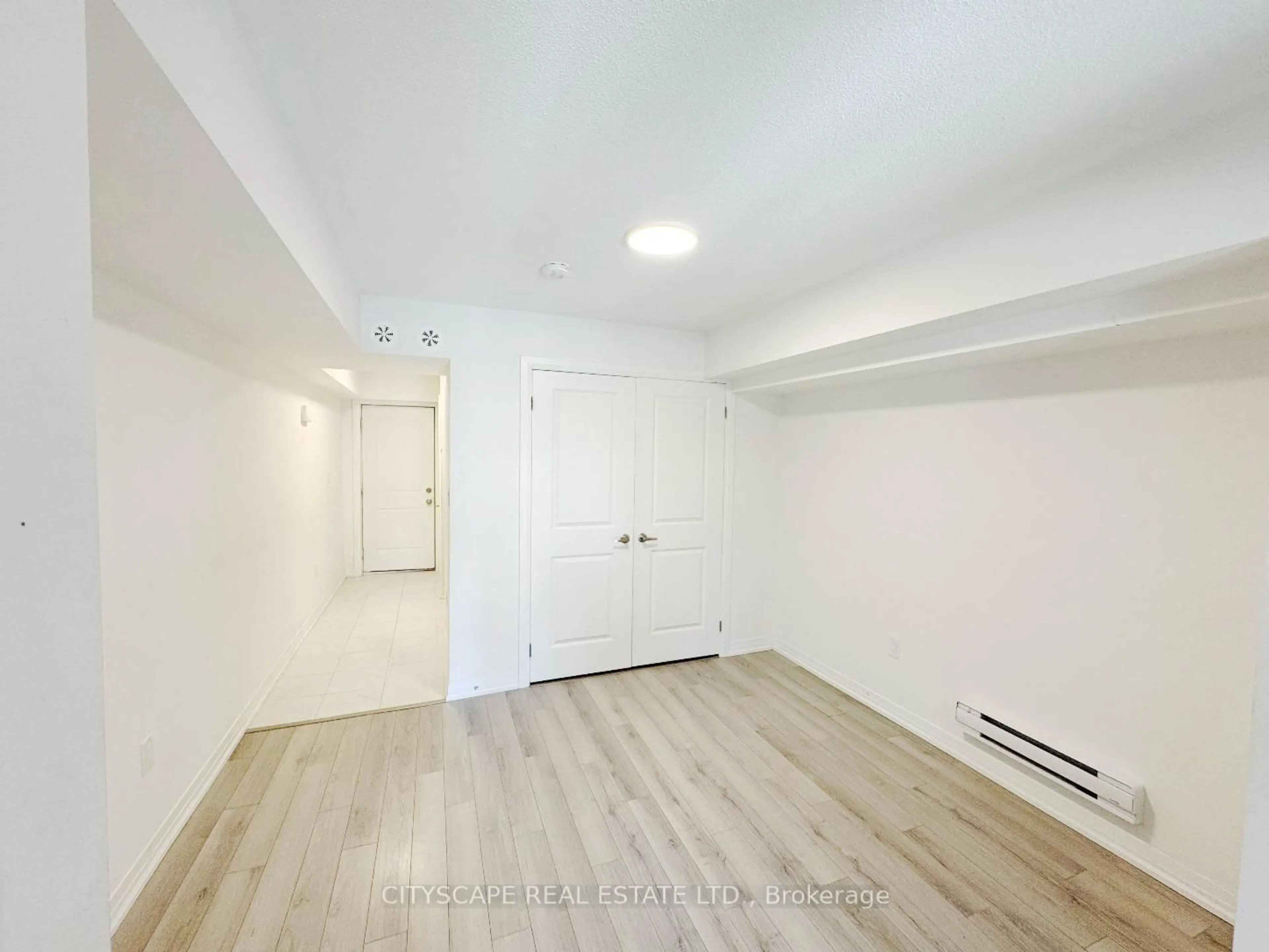 A pic of a room for 34 Sidney Rose Common, St. Catharines Ontario L2T 0B3