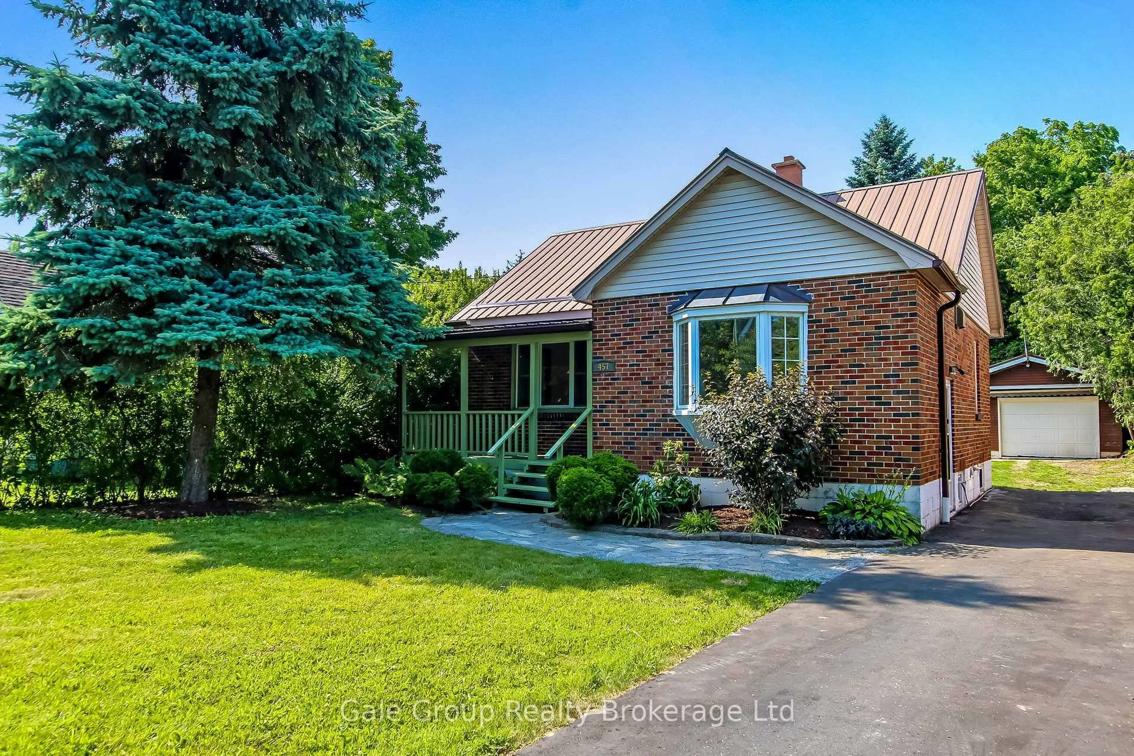 Home with brick exterior material, street for 457 Brant St, Woodstock Ontario N4S 5J3
