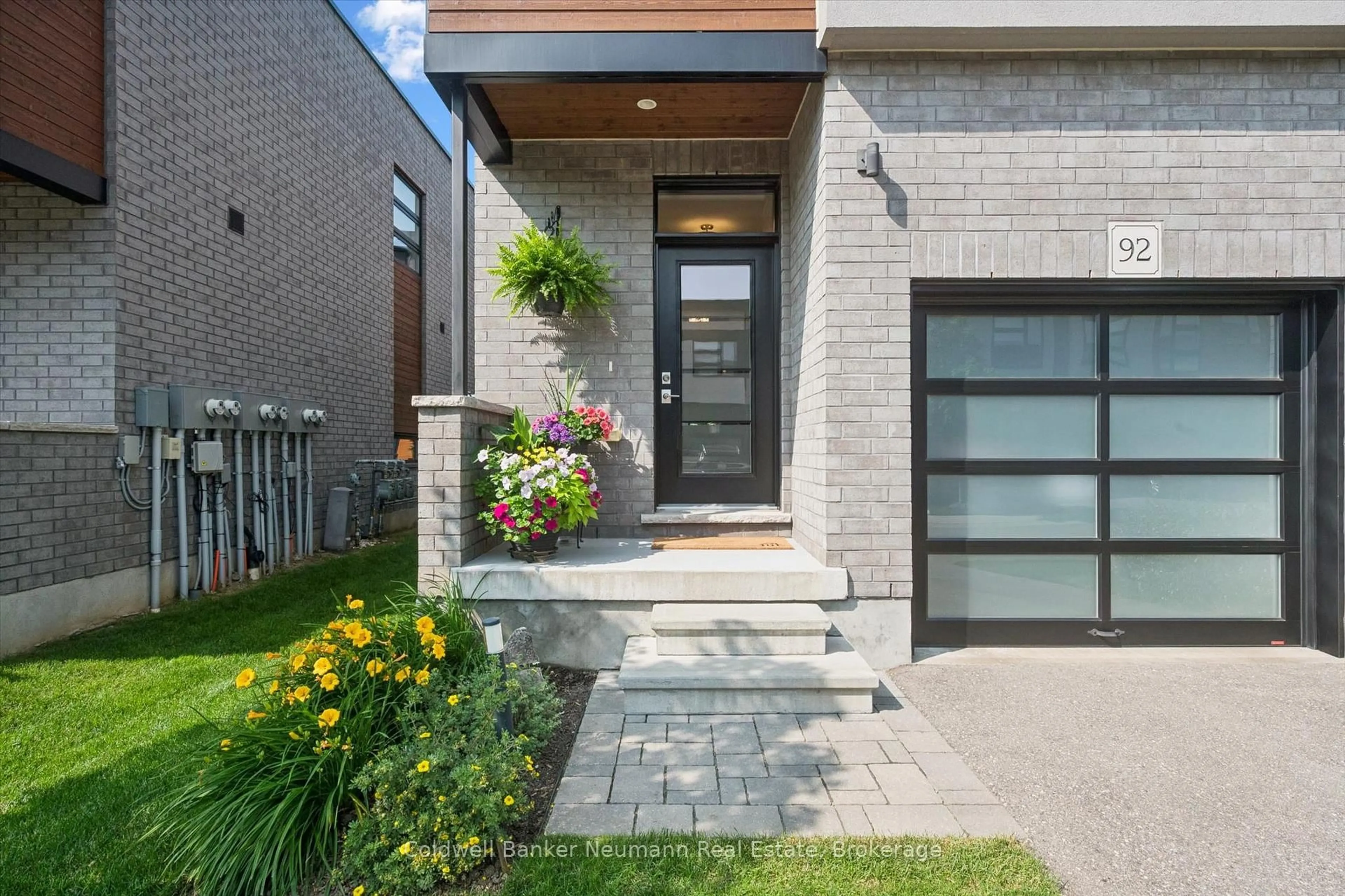 Home with brick exterior material, street for 60 Arkell Rd #92, Guelph Ontario N1L 0N8
