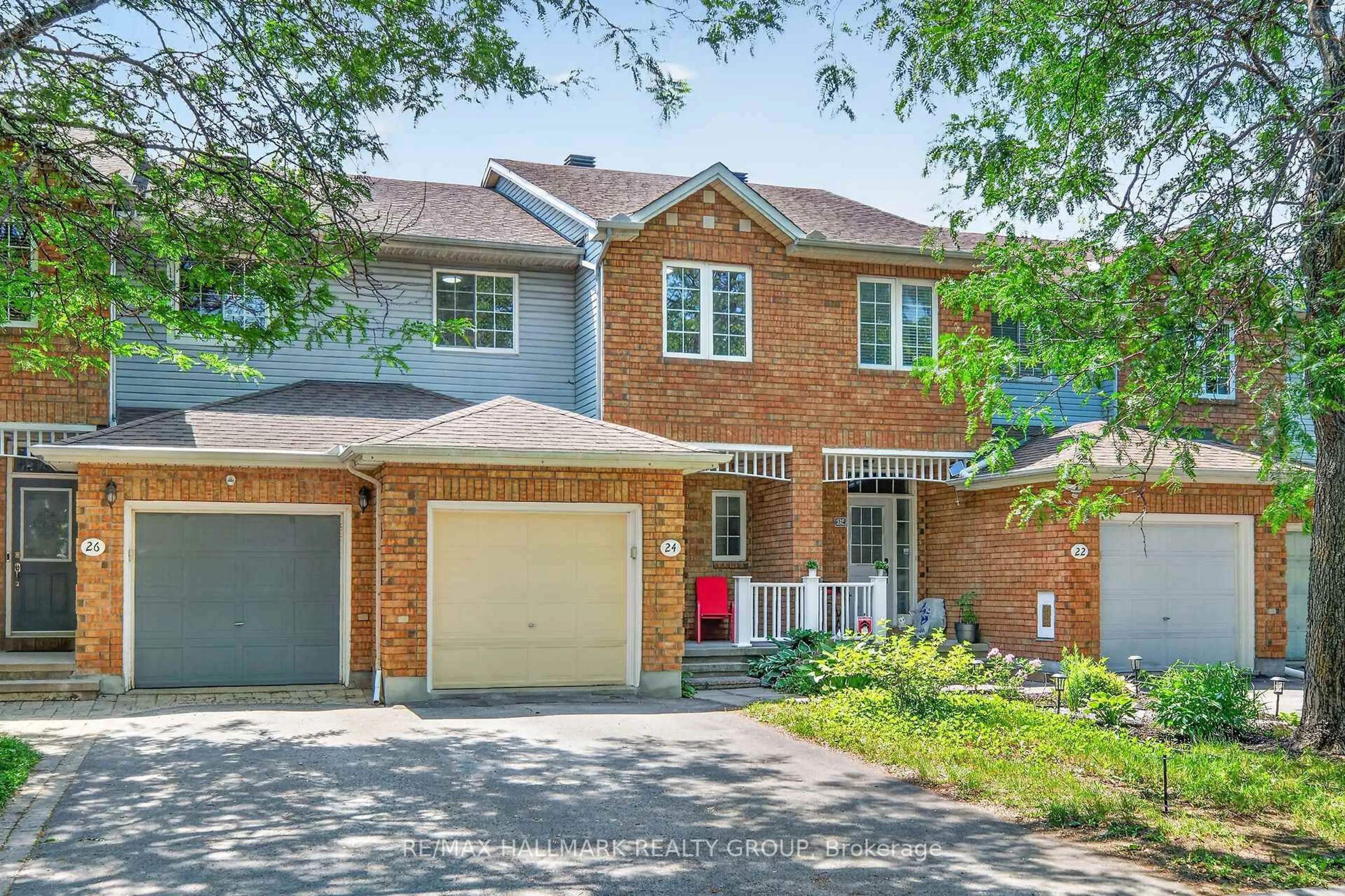 Home with brick exterior material, street for 24 Gray Cres, Ottawa Ontario K2K 3J6