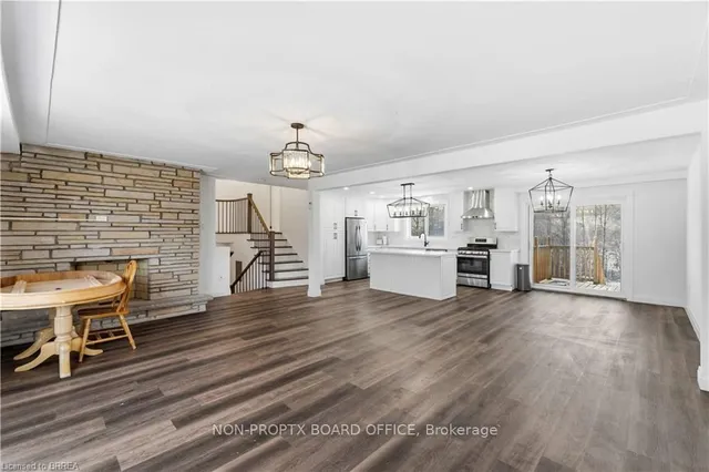 1352 #8 Highway, Hamilton 5