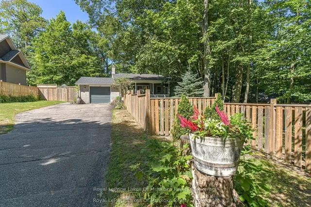 115 Douglas St, Gravenhurst 3