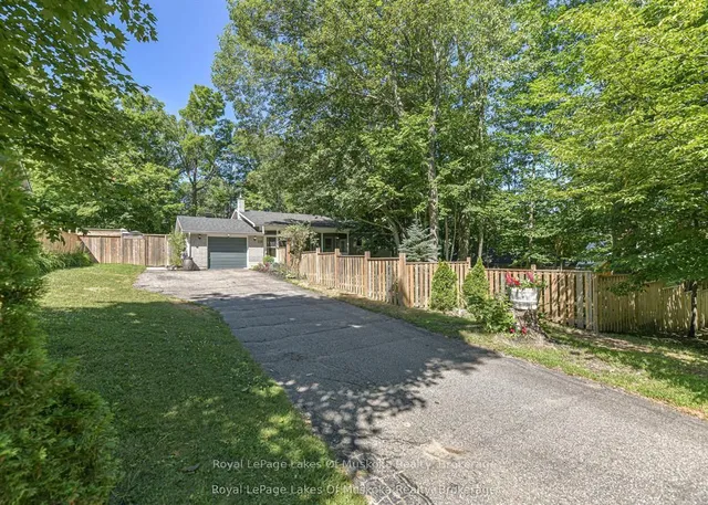 115 Douglas St, Gravenhurst 4
