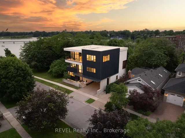 5 Michigan Ave, St. Catharines 2