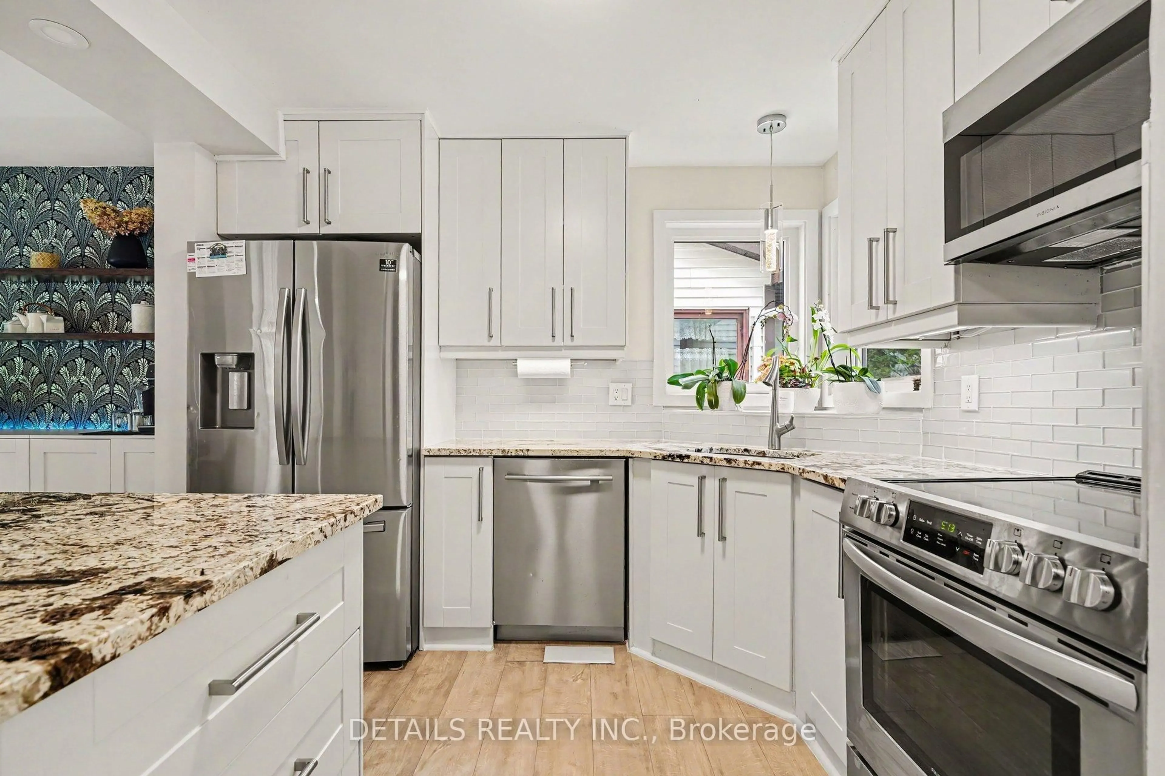 Open concept kitchen, ceramic/tile floor for 13 Willowview Way, Ottawa Ontario K2J 2P7