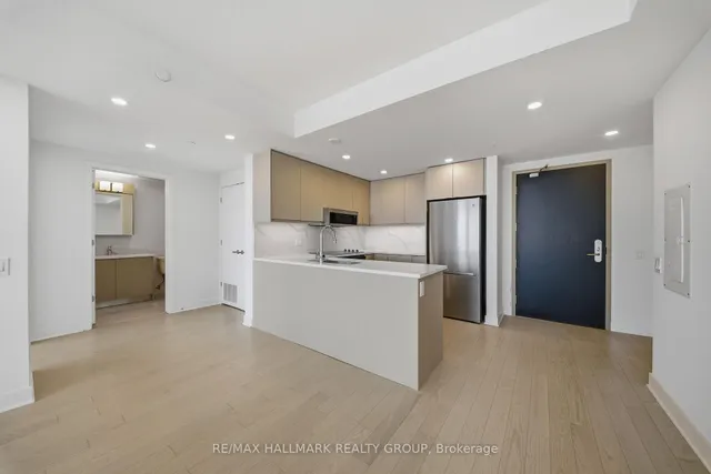 180 George St #2603, Ottawa 5