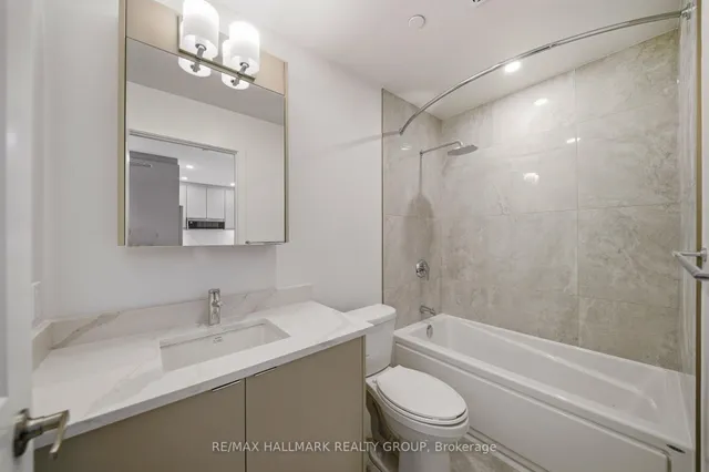 180 George St #2604, Ottawa 5