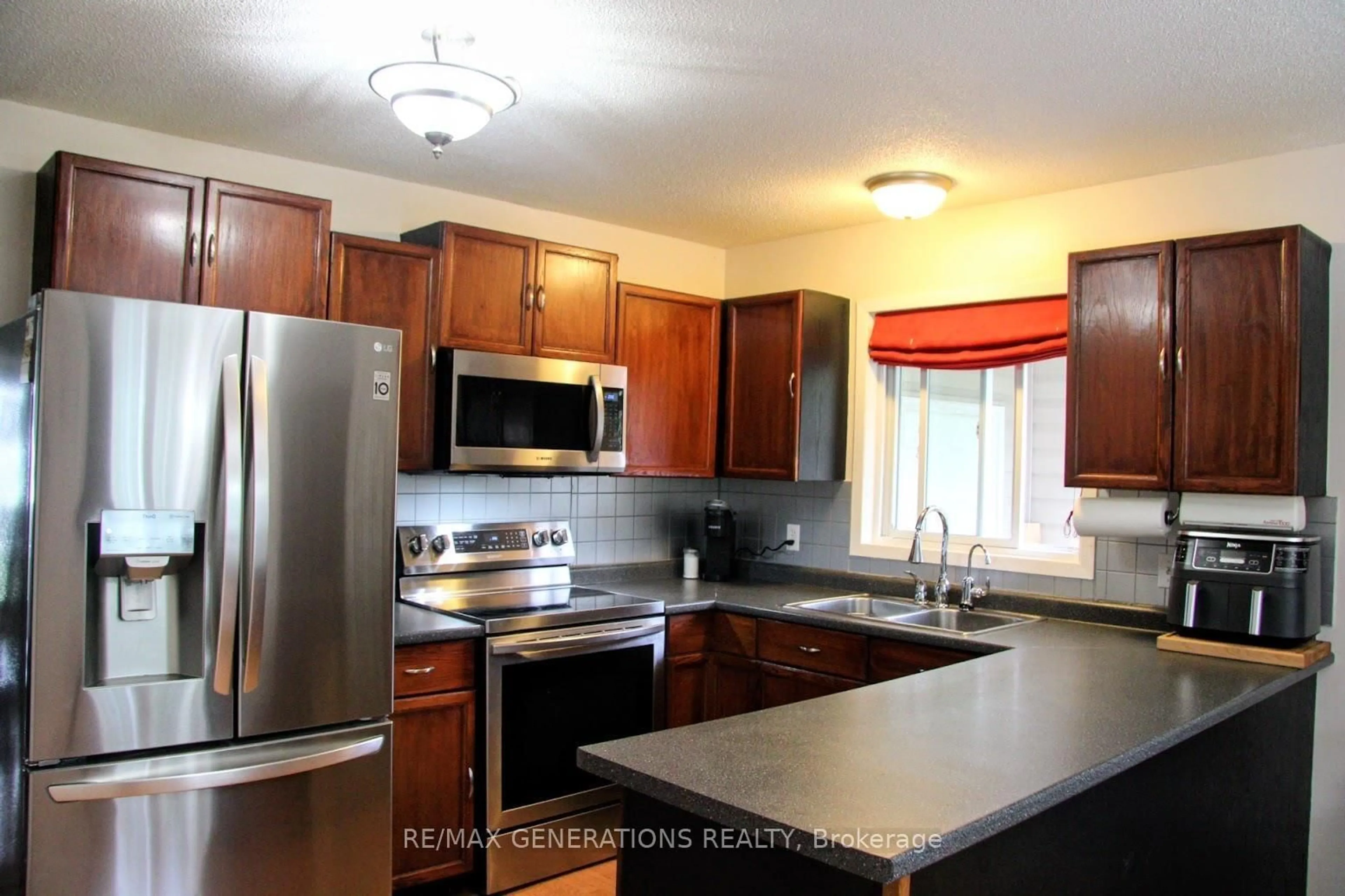 Standard kitchen, unknown for 9 Michano Dr, Marathon Ontario P0T 2E0