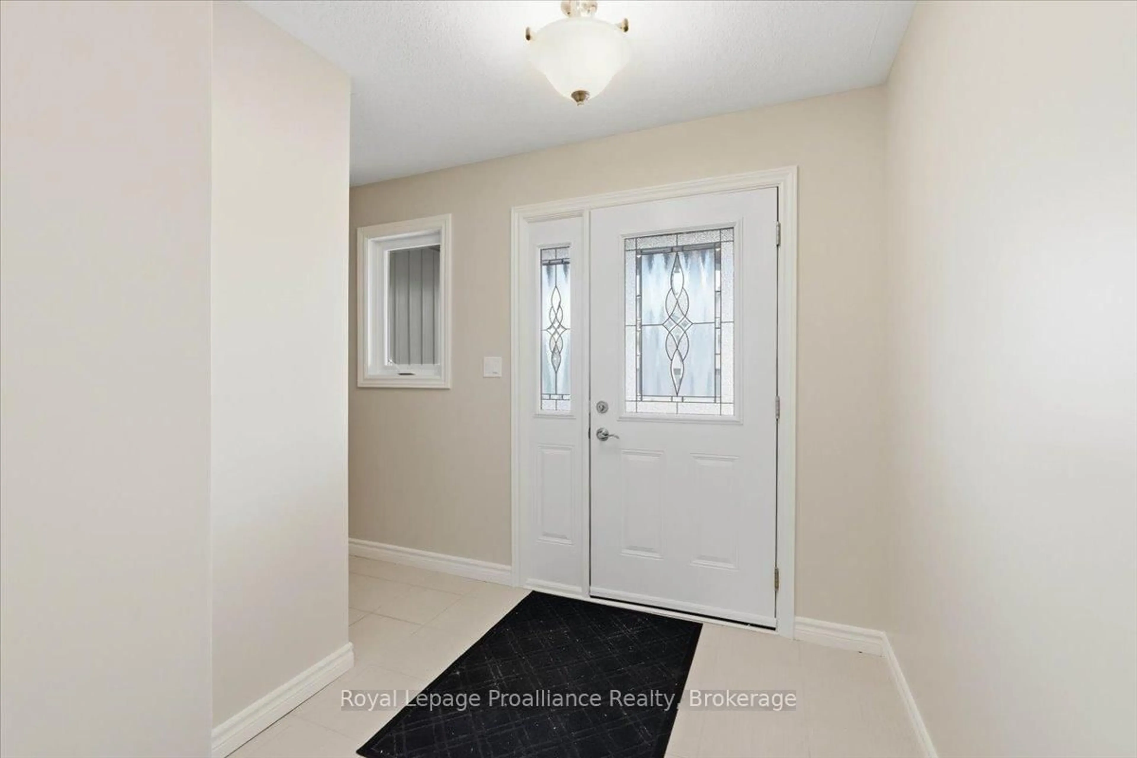 Indoor entryway for 60 Conger Dr, Prince Edward County Ontario K0K 3L0