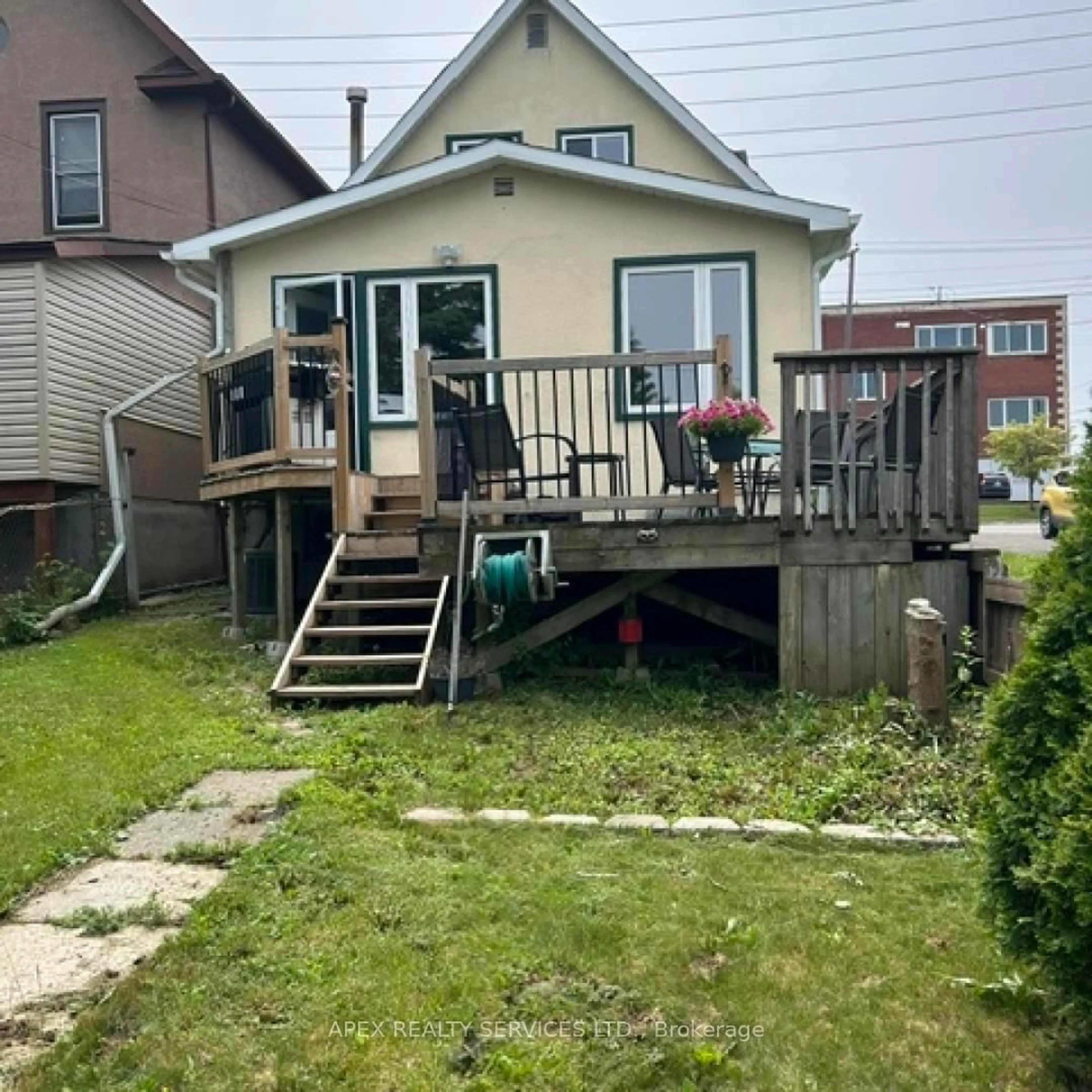 Patio, street for 490 Van Norman, Thunder Bay Ontario P7A 4E2