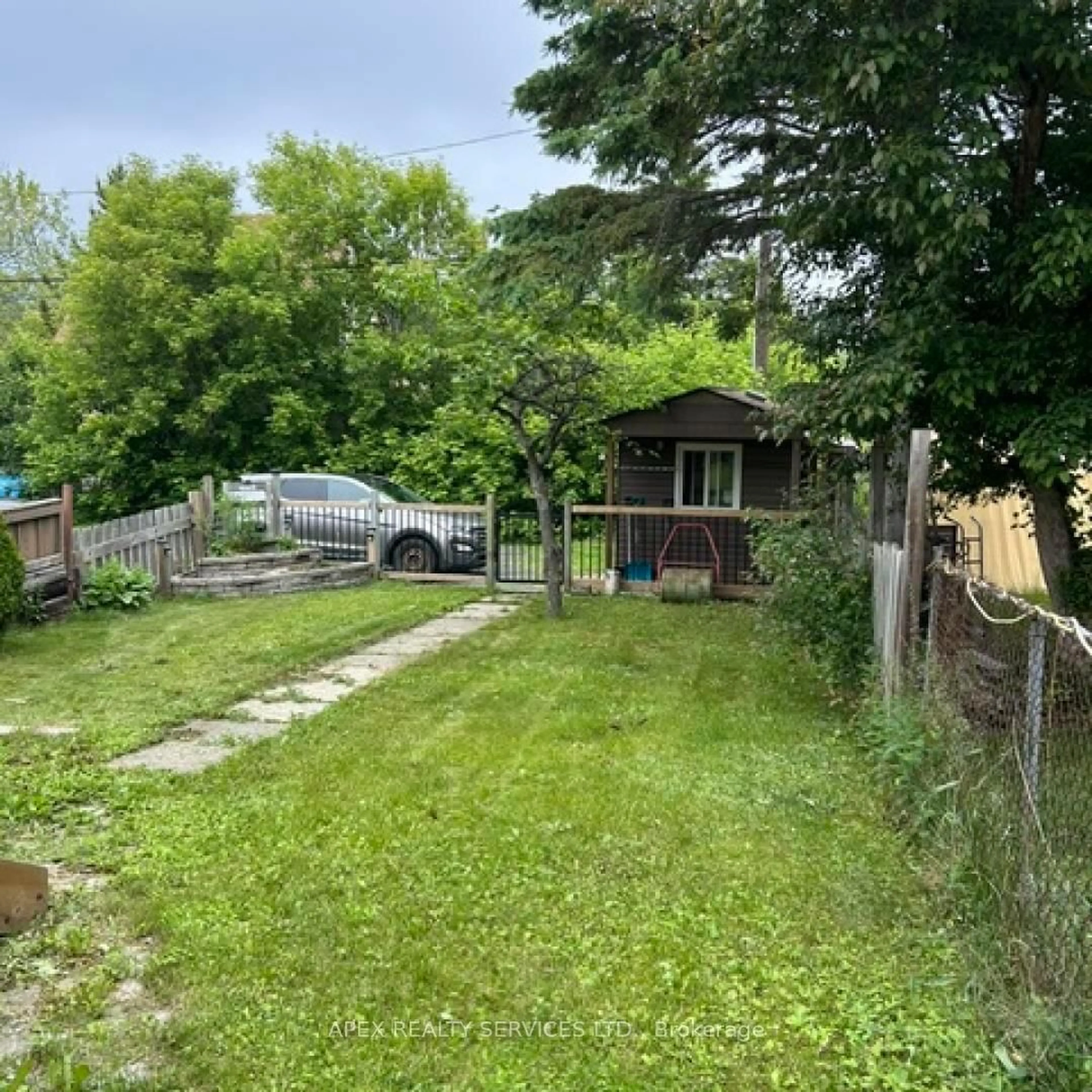 A pic from outside/outdoor area/front of a property/back of a property/a pic from drone, street for 490 Van Norman, Thunder Bay Ontario P7A 4E2