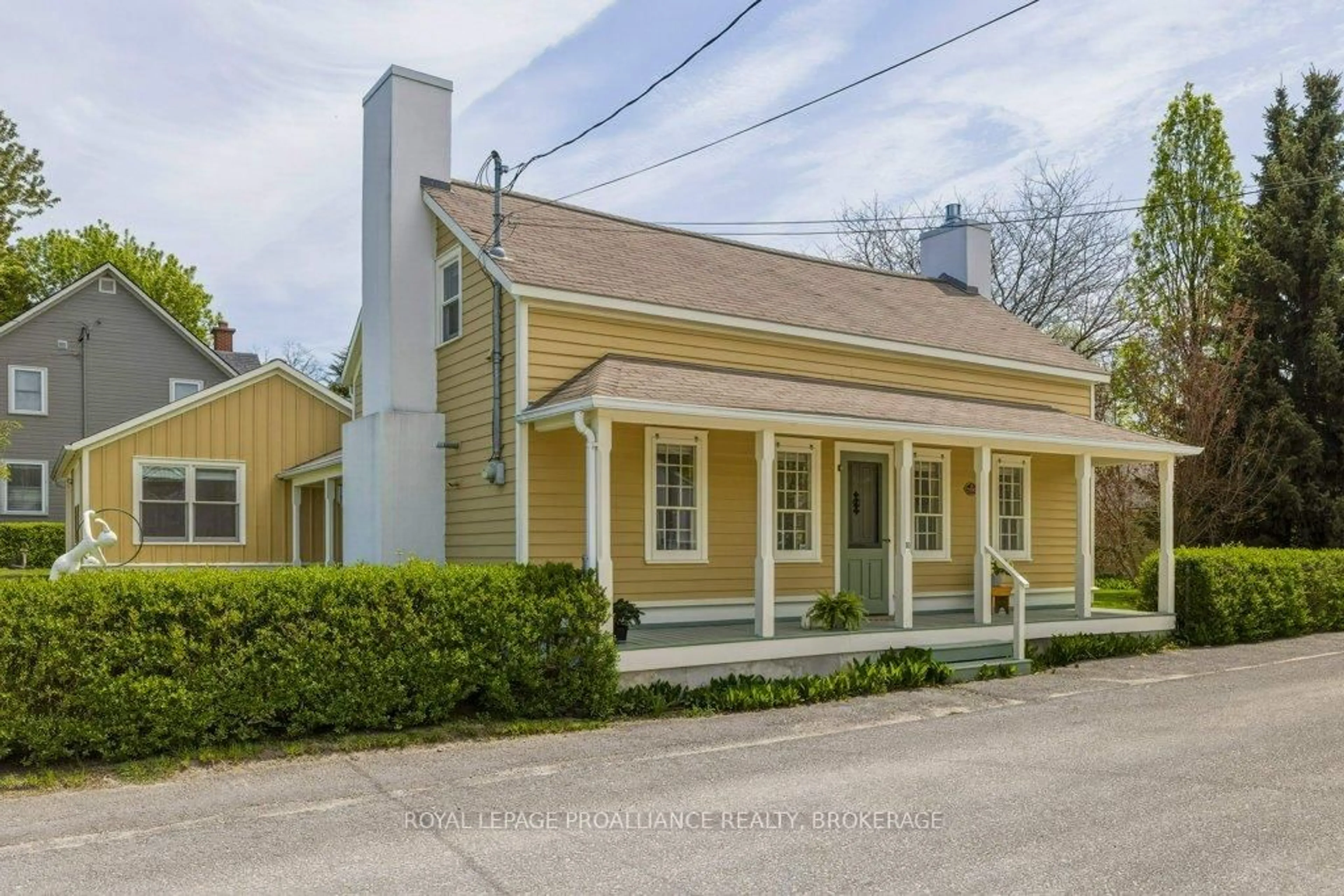 Unknown for 10 Drummond St, Kingston Ontario K7K 5R9