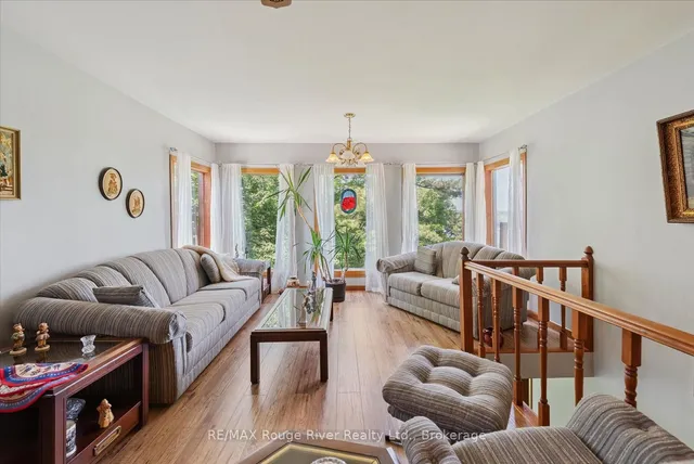 739 Marble Point Rd, Limoges 4