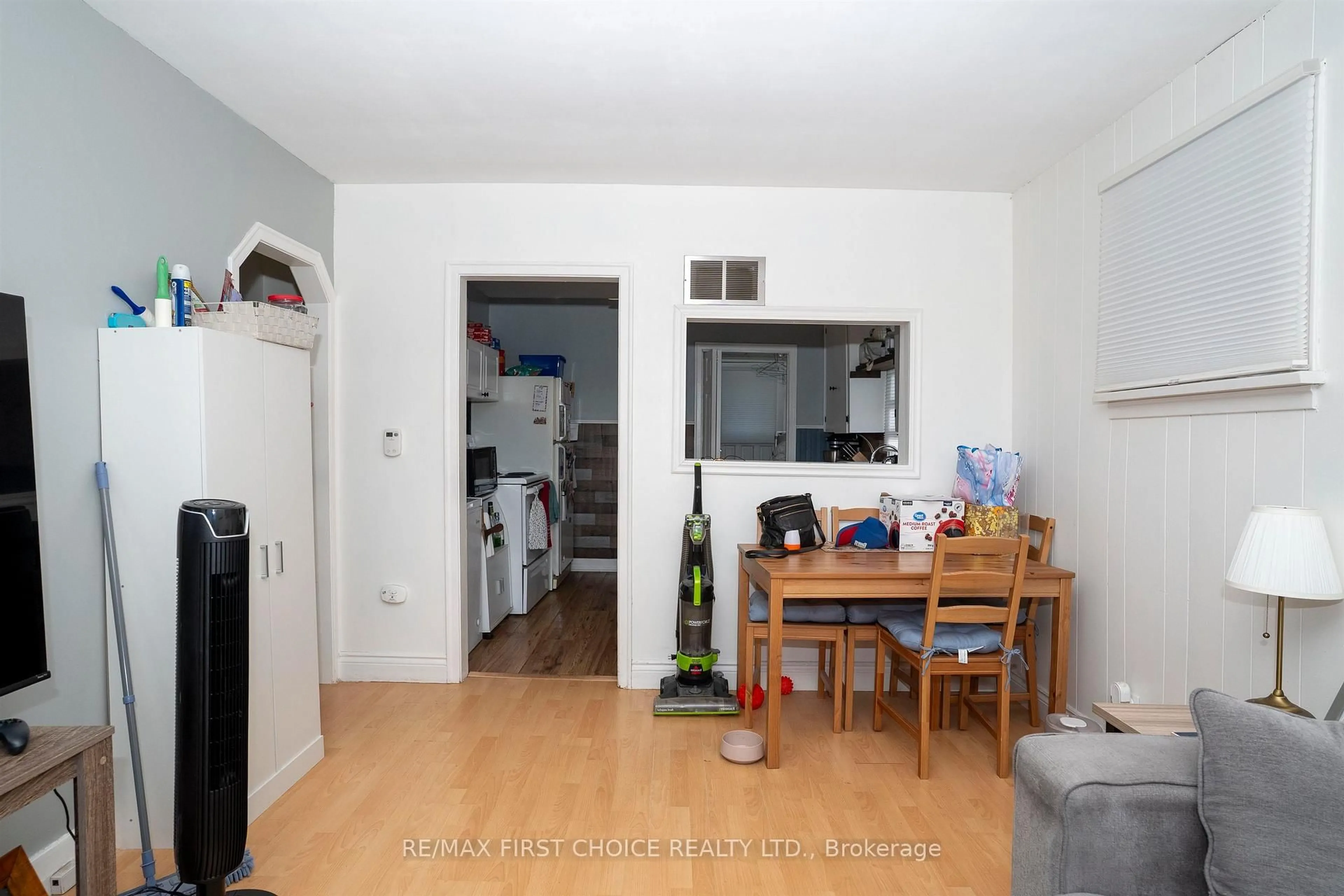 A pic of a room for 262 Brock St, Thunder Bay Ontario P7E 4H4