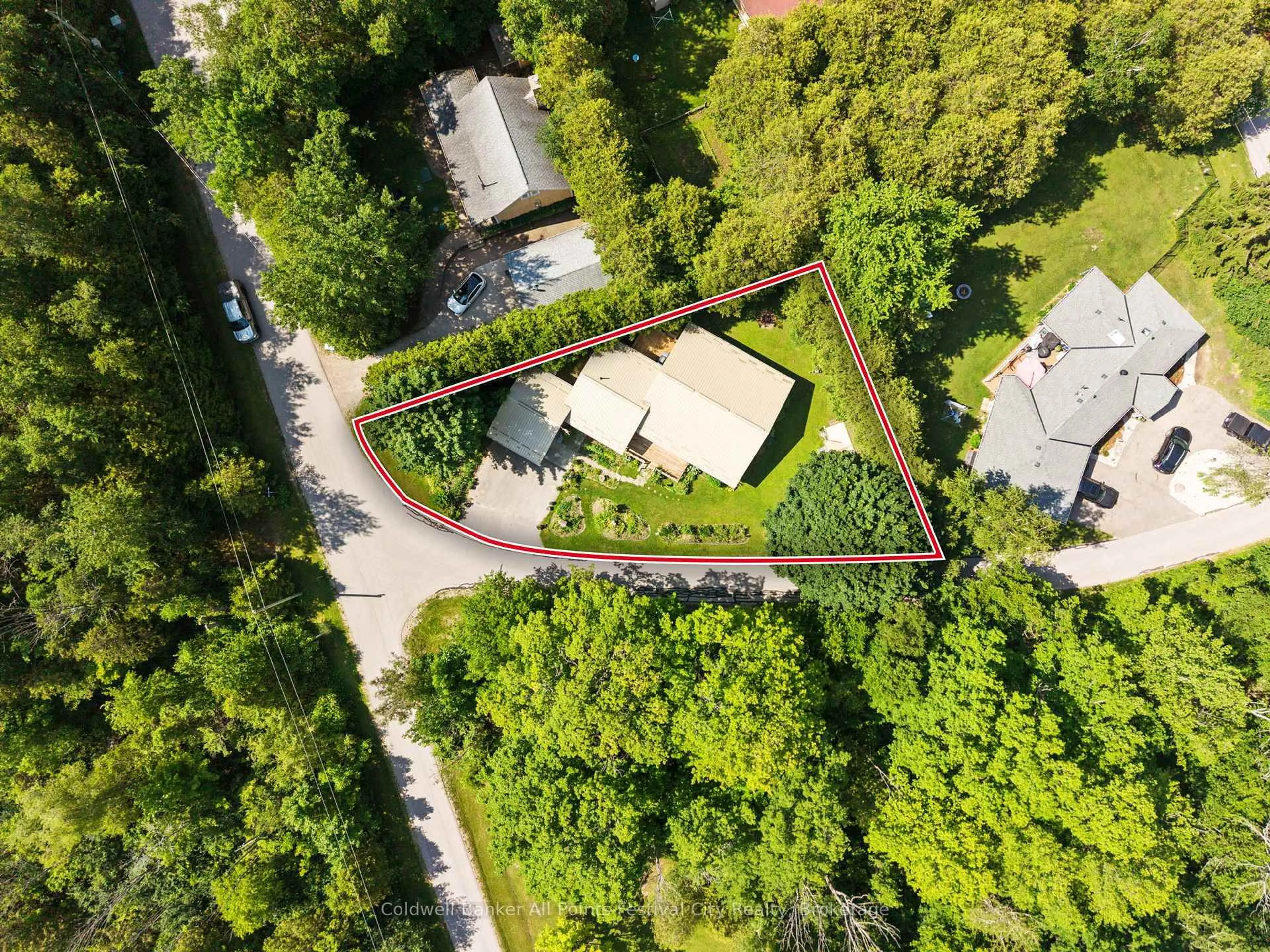A pic from outside/outdoor area/front of a property/back of a property/a pic from drone, forest/trees view for 1 Ravine Park Rd, Goderich Ontario N7A 3X8