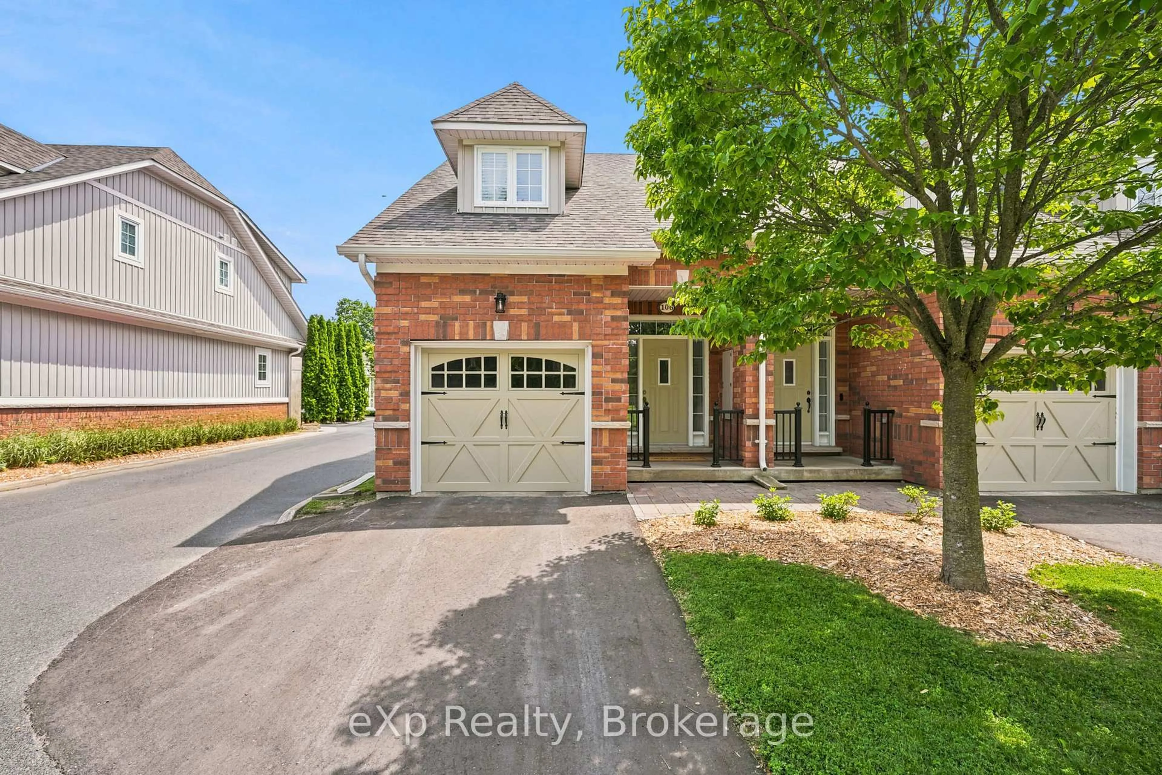 Home with brick exterior material, street for 300 D'Arcy St #106, Cobourg Ontario K9A 0A2